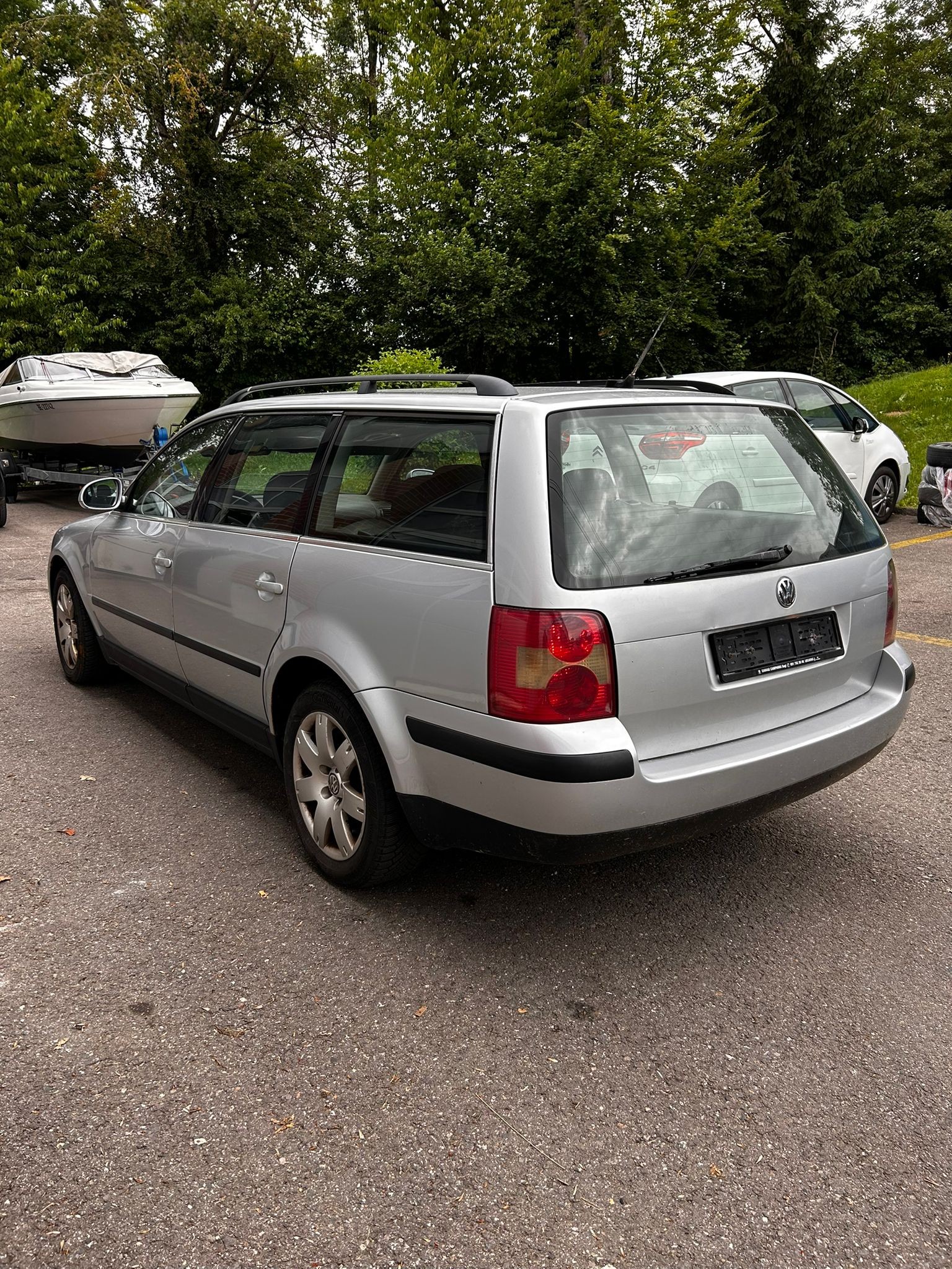 VW Passat Variant 1.9 TDI Comfortline-image-3