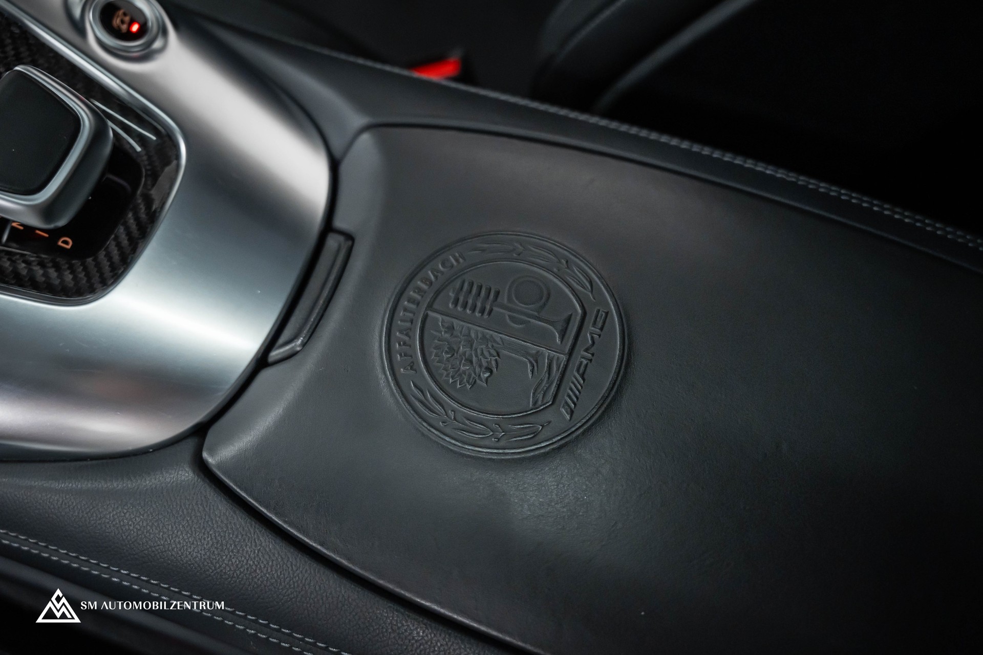 MERCEDES-BENZ AMG GT S Coupé / CH / Burmester / Panorama / Rückfahrkamera-image-32