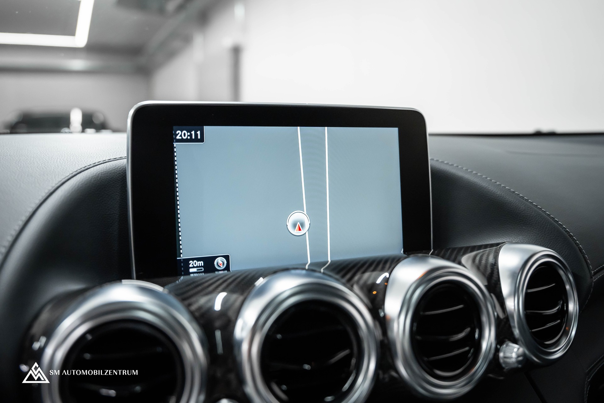 MERCEDES-BENZ AMG GT S Coupé / CH / Burmester / Panorama / Rückfahrkamera-image-31