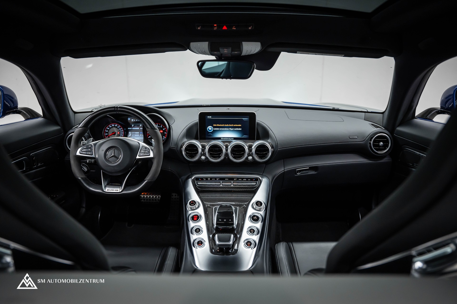 MERCEDES-BENZ AMG GT S Coupé / CH / Burmester / Panorama / Rückfahrkamera-image-12