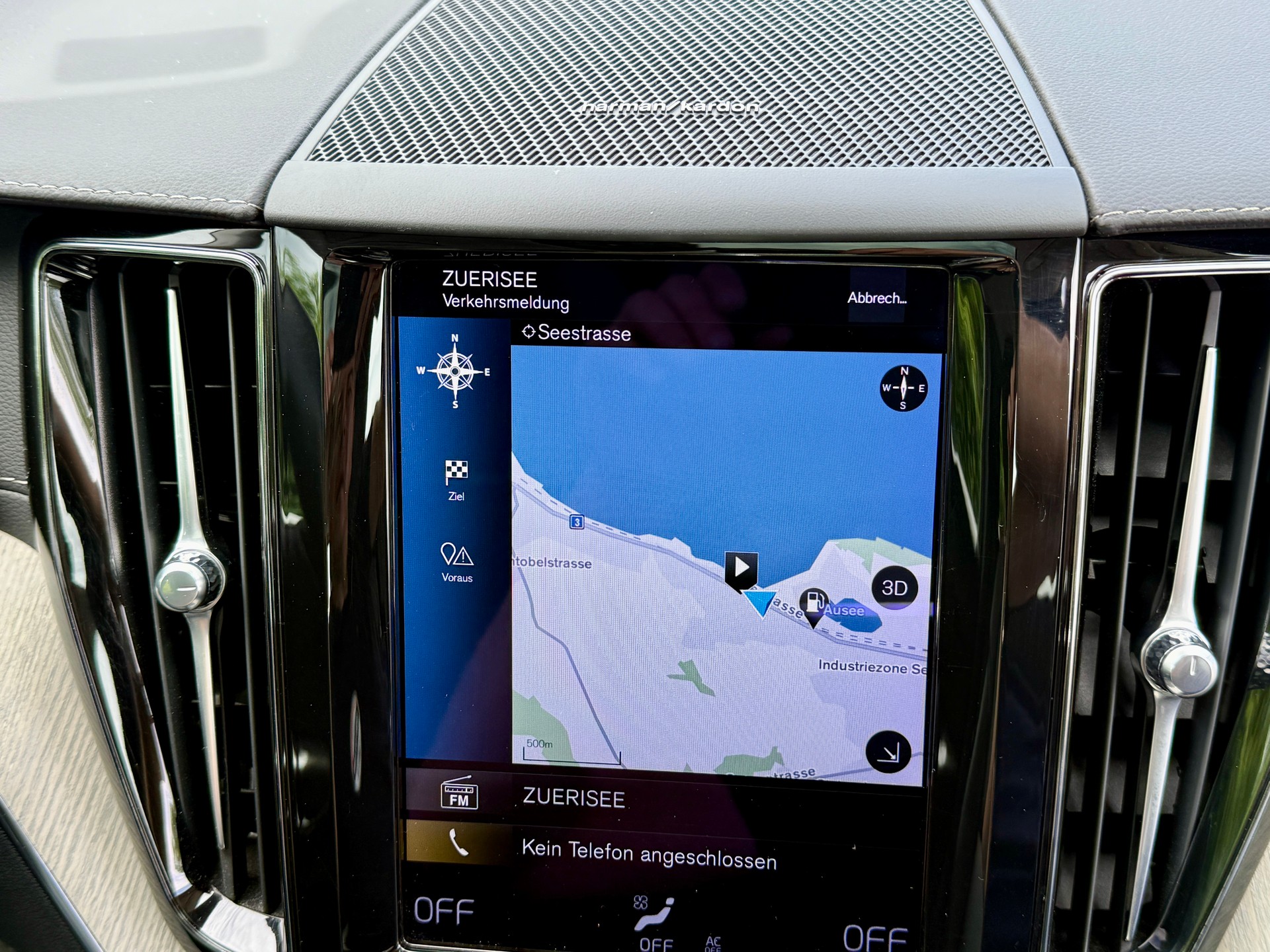 VOLVO XC60 B4 Diesel Mild Hybrid AWD Inscription Geartronic-image-15