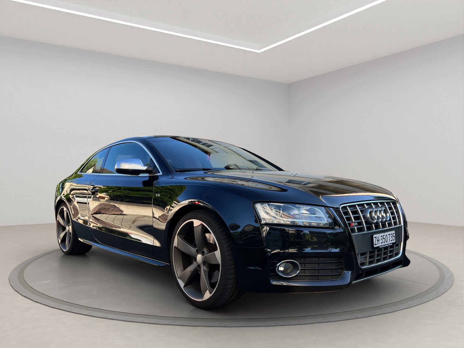 AUDI 4.2 V8 FSI quattro T-Tronic-image-4