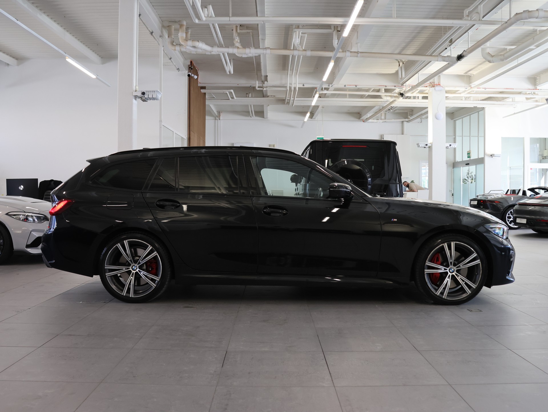 BMW M340d xDrive 48V Touring Steptronic Sport *360-Kamera* *Harmon & Cardon* *M-Paket**-image-6