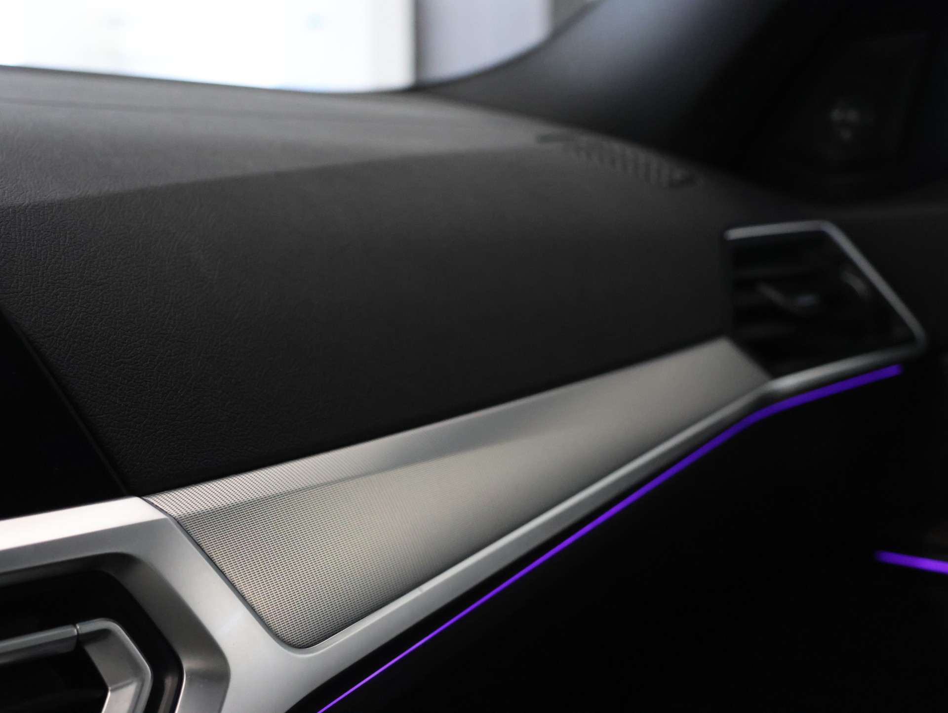 BMW M340d xDrive 48V Touring Steptronic Sport *360-Kamera* *Harmon & Cardon* *M-Paket**-image-27