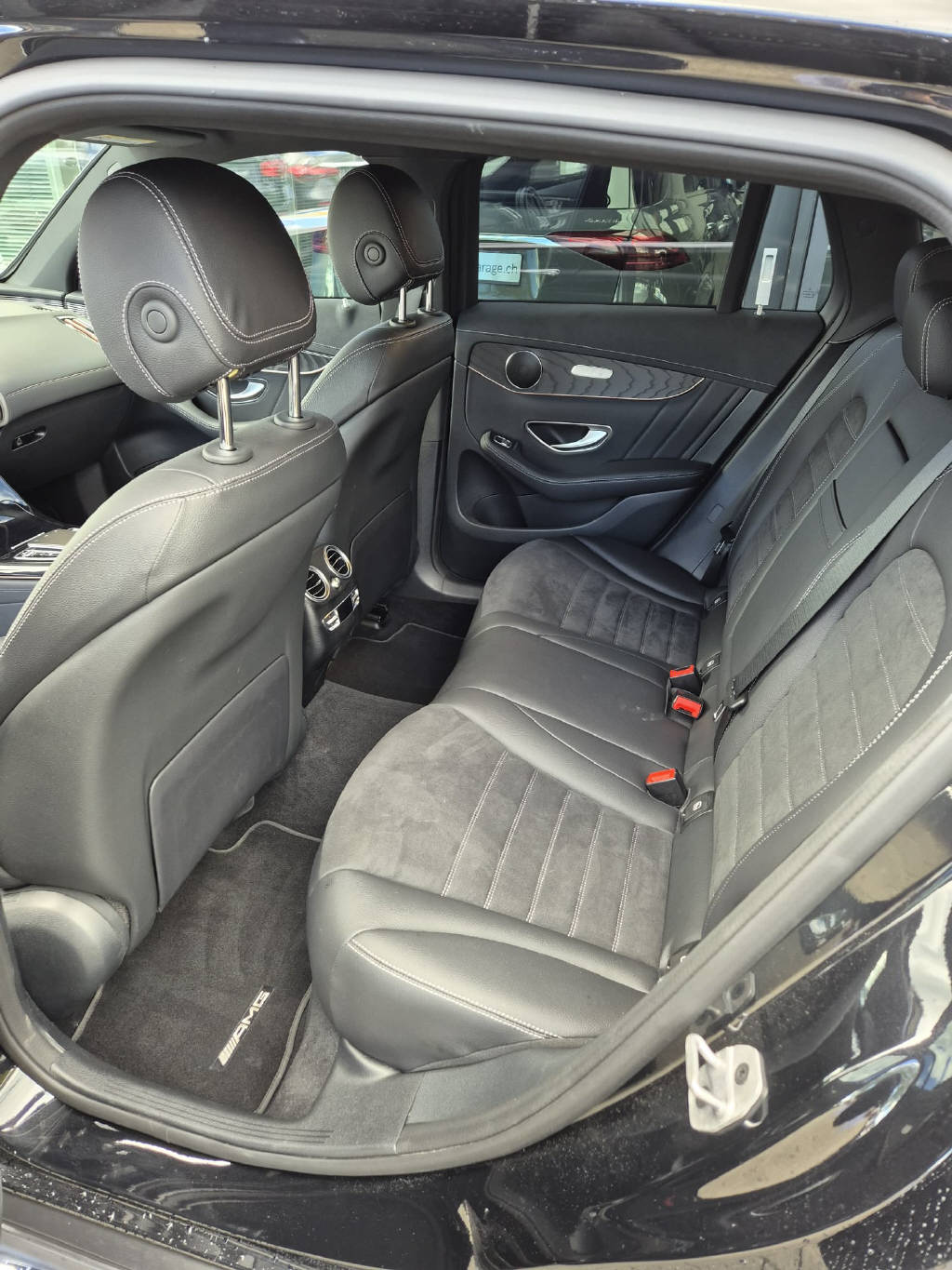 MERCEDES-BENZ EQC 400 4Matic AMG Line-image-6