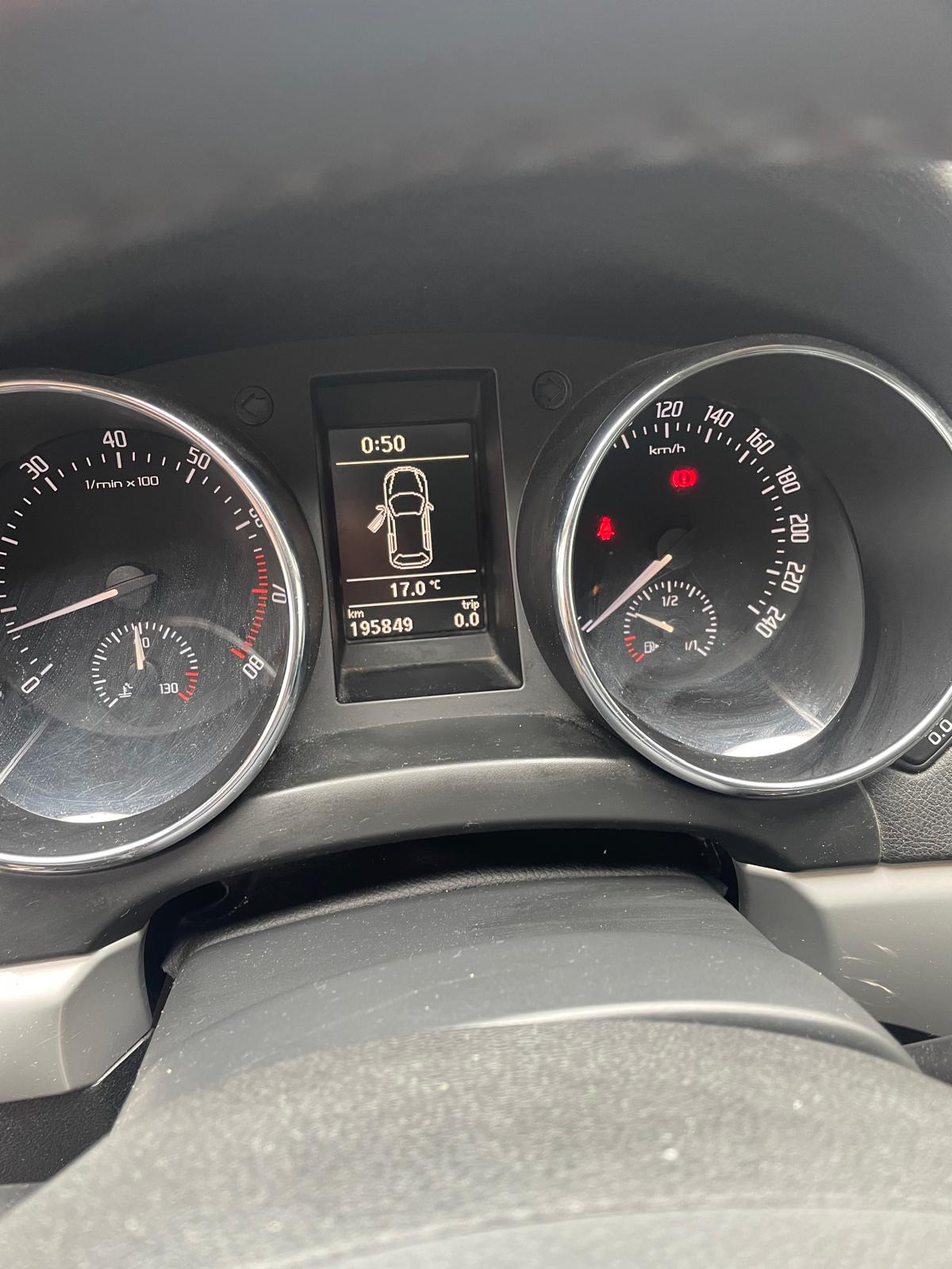 SKODA Yeti 1.4 TSI Ambition-image-6