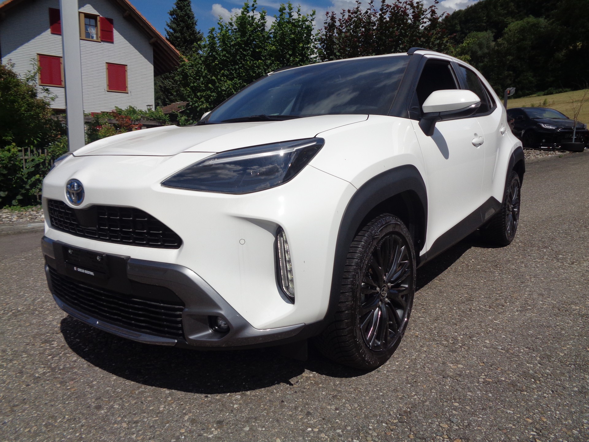 TOYOTA Yaris Cross 1.5 Elegant e-CVT AWDi