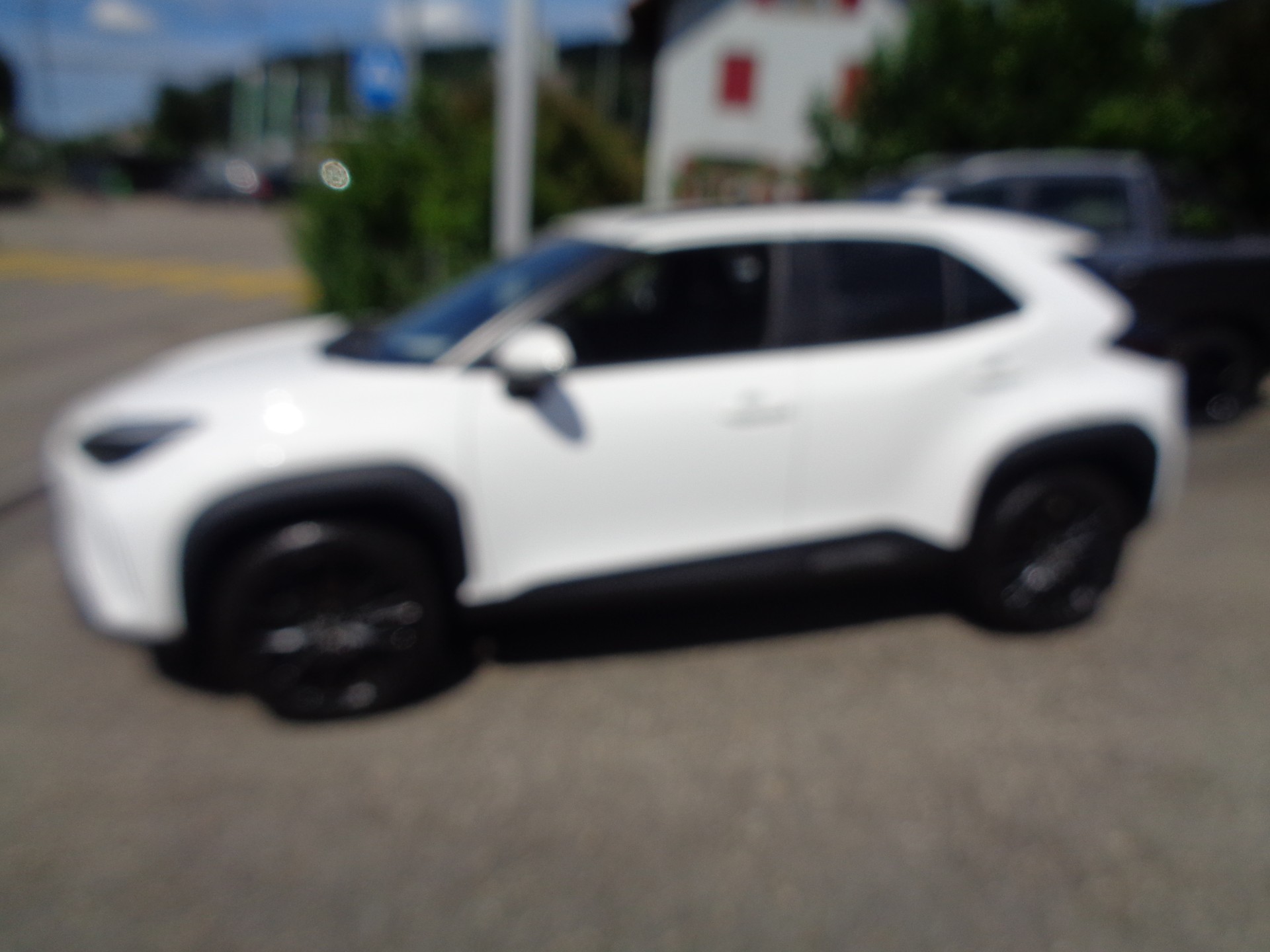 TOYOTA Yaris Cross 1.5 Elegant e-CVT AWDi-showroom-element-2