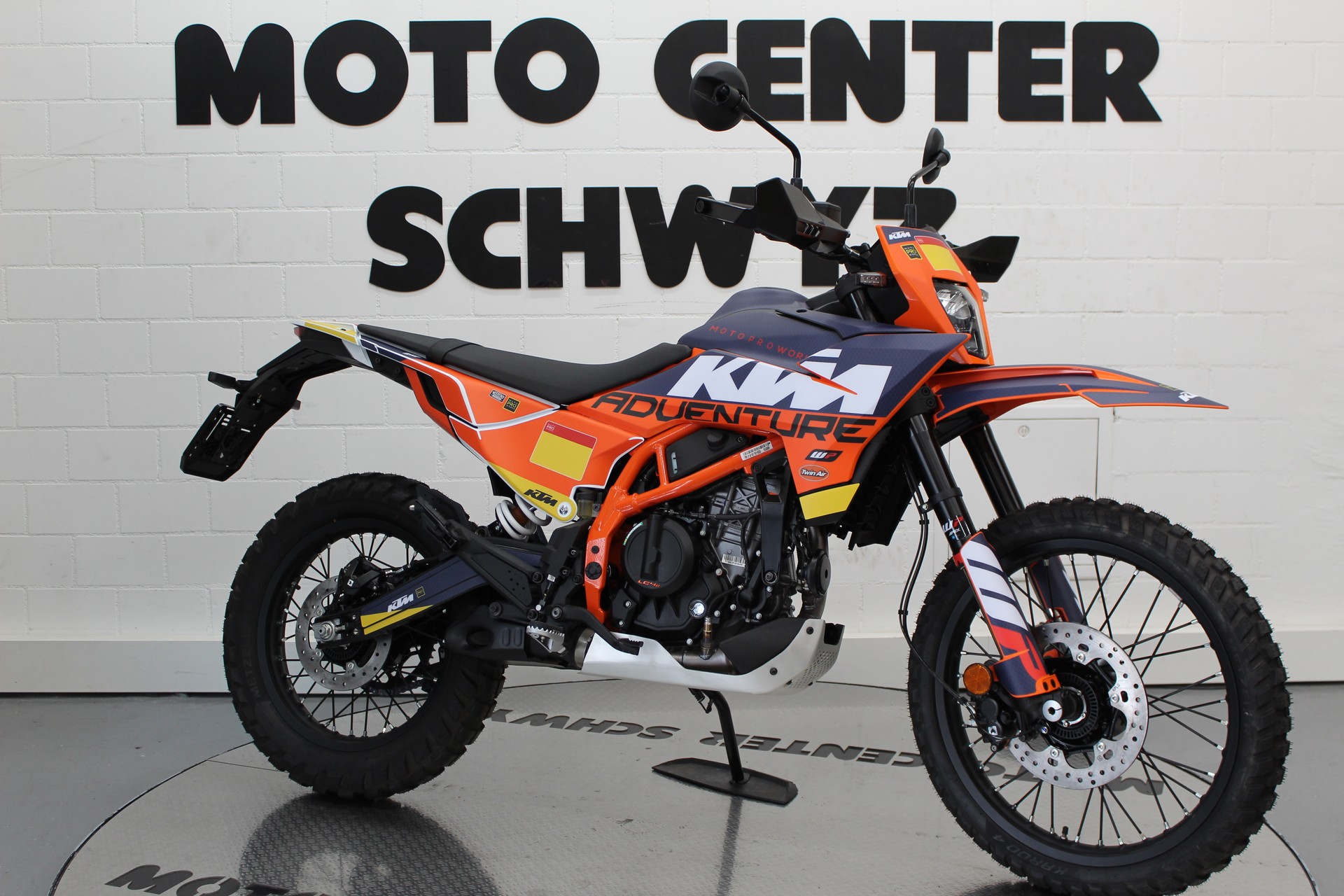 KTM 390 Enduro R-showroom-element-1