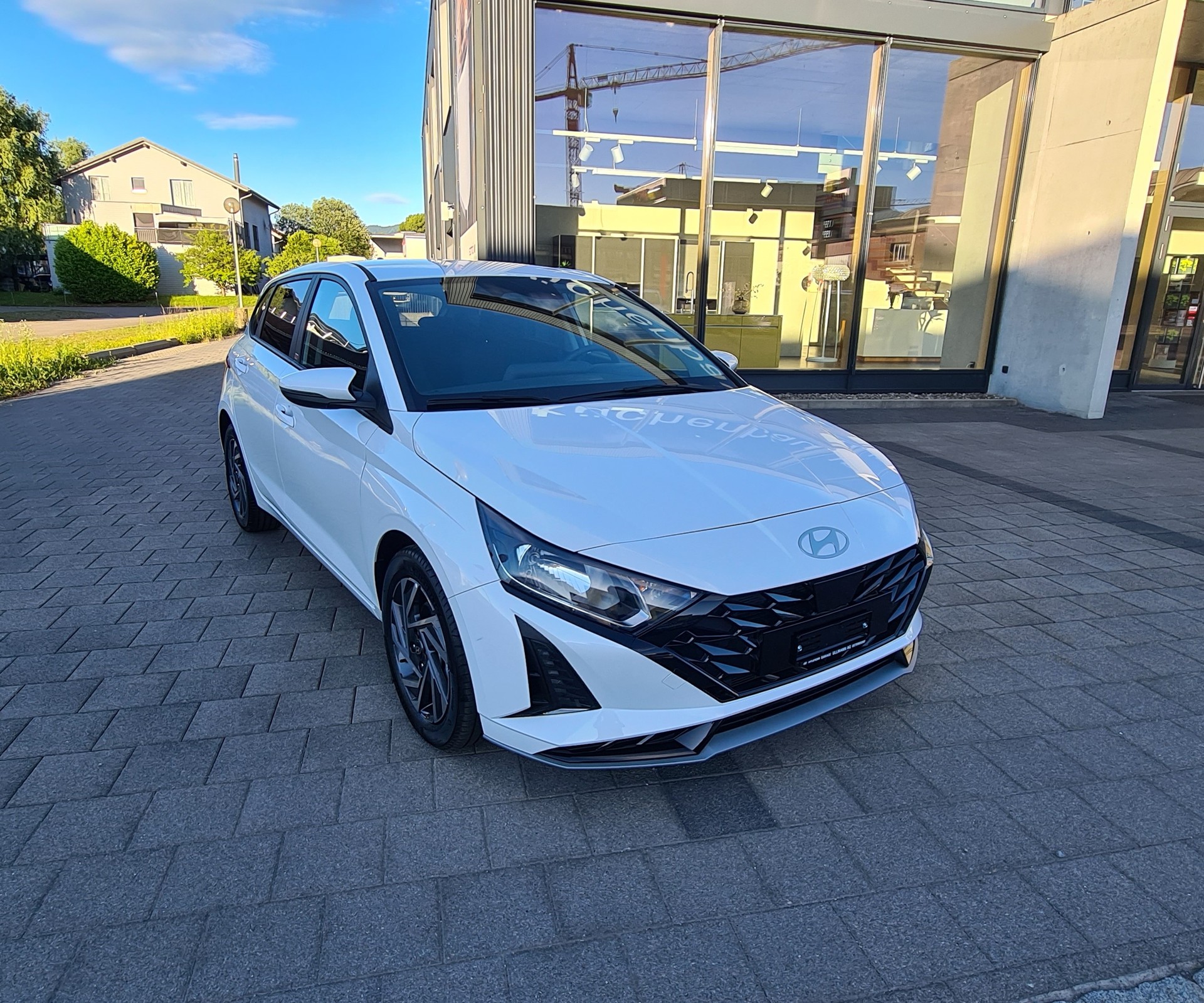 HYUNDAI i20 1.0 T-GDi Amplia DCT-showroom-element-2
