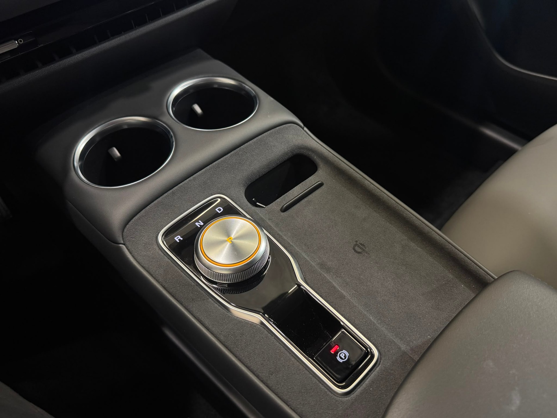 MG S5 EV 64kWh Luxury-image-12