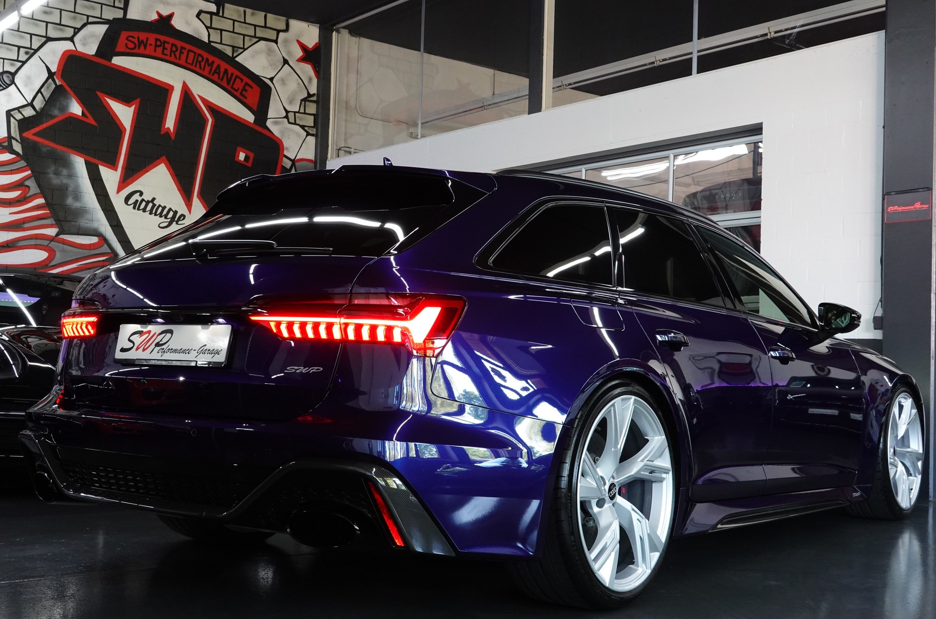 AUDI RS6 AVANT 4.0 TFSI V8 QUATTRO BLUE MET.-image-25