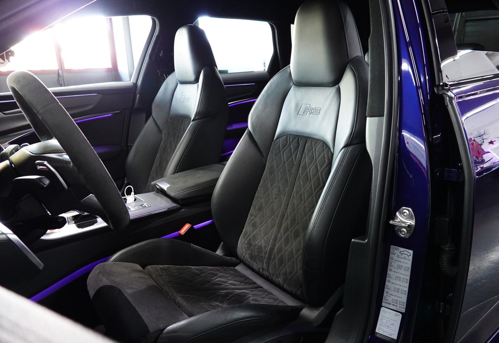 AUDI RS6 AVANT 4.0 TFSI V8 QUATTRO BLUE MET.-image-38