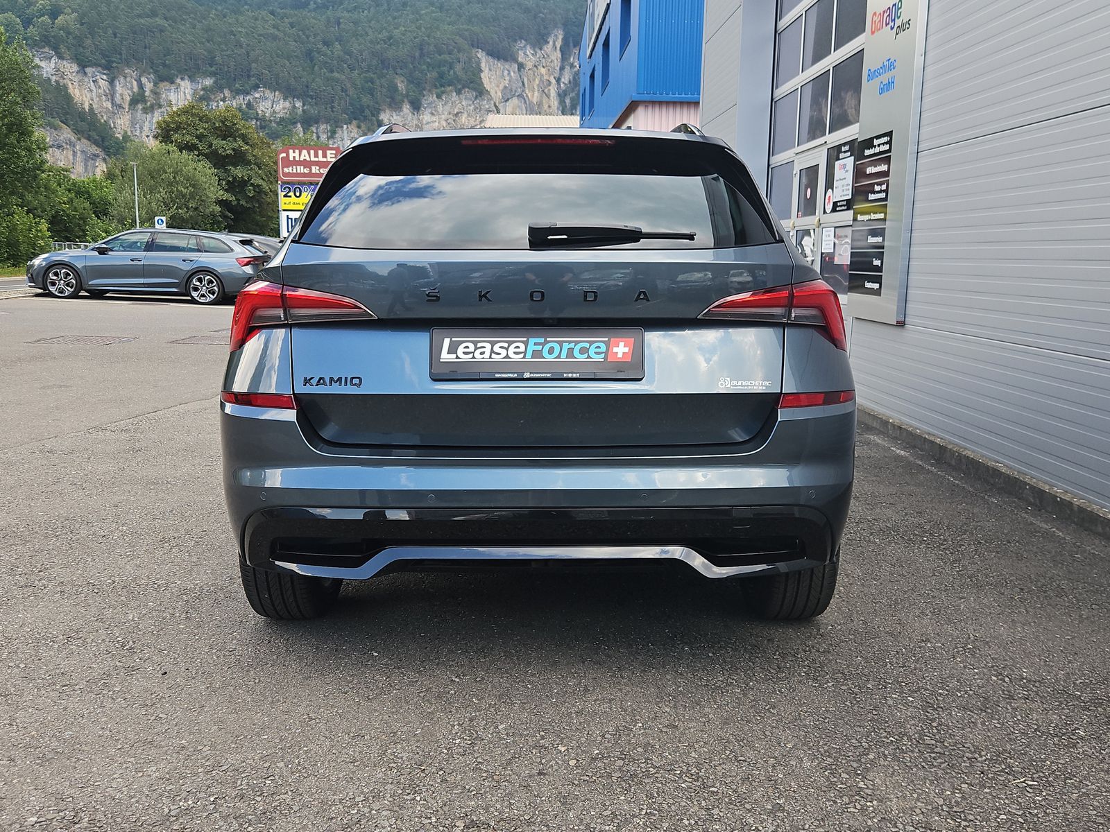 SKODA Kamiq 1.5 TSI Monte Carlo DSG-showroom-element-3