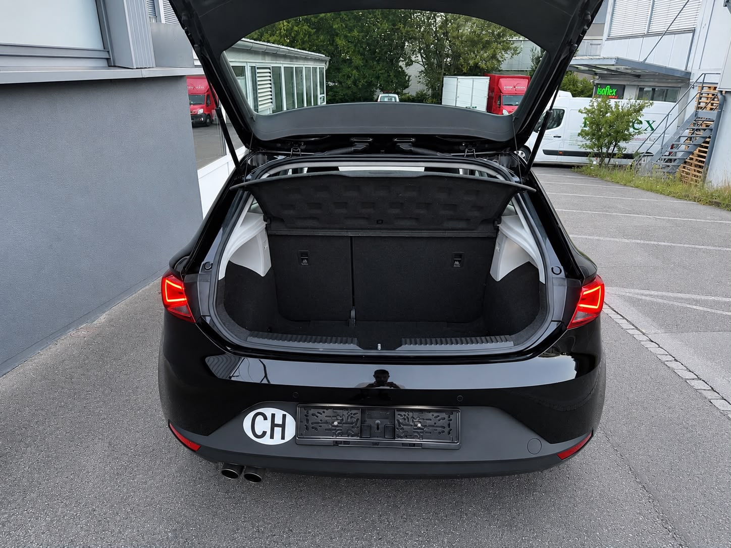SEAT Leon 1.4 TSI FR-image-5