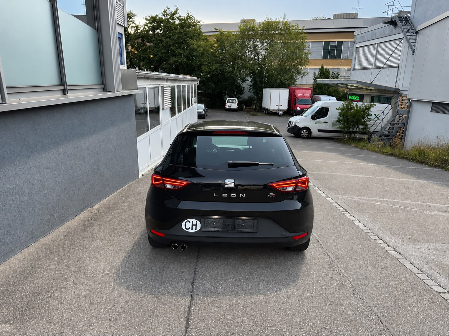 SEAT Leon 1.4 TSI FR-image-4