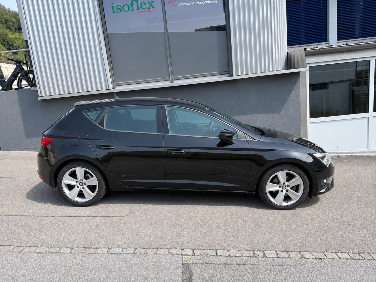 SEAT Leon 1.4 TSI FR-showroom-element-2