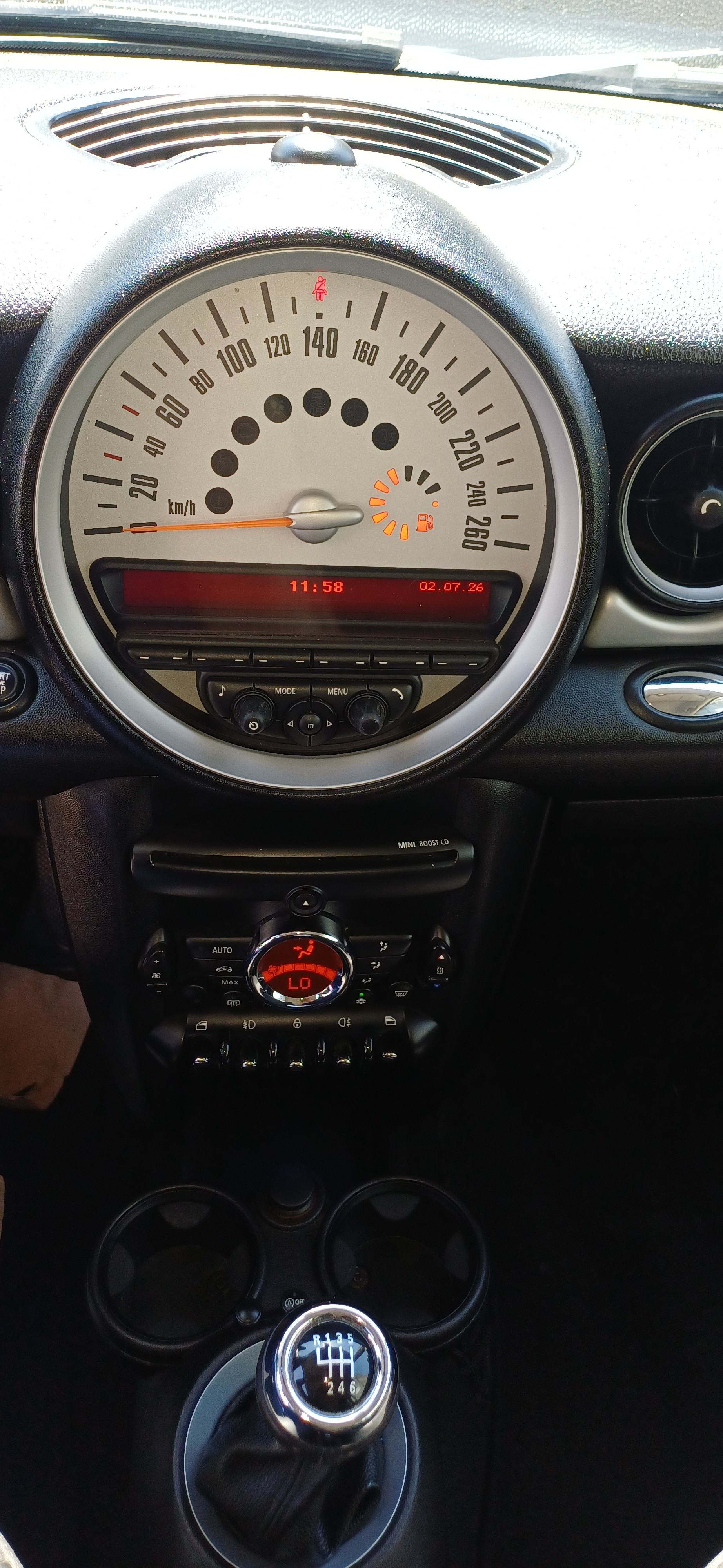 MINI Cooper-image-6