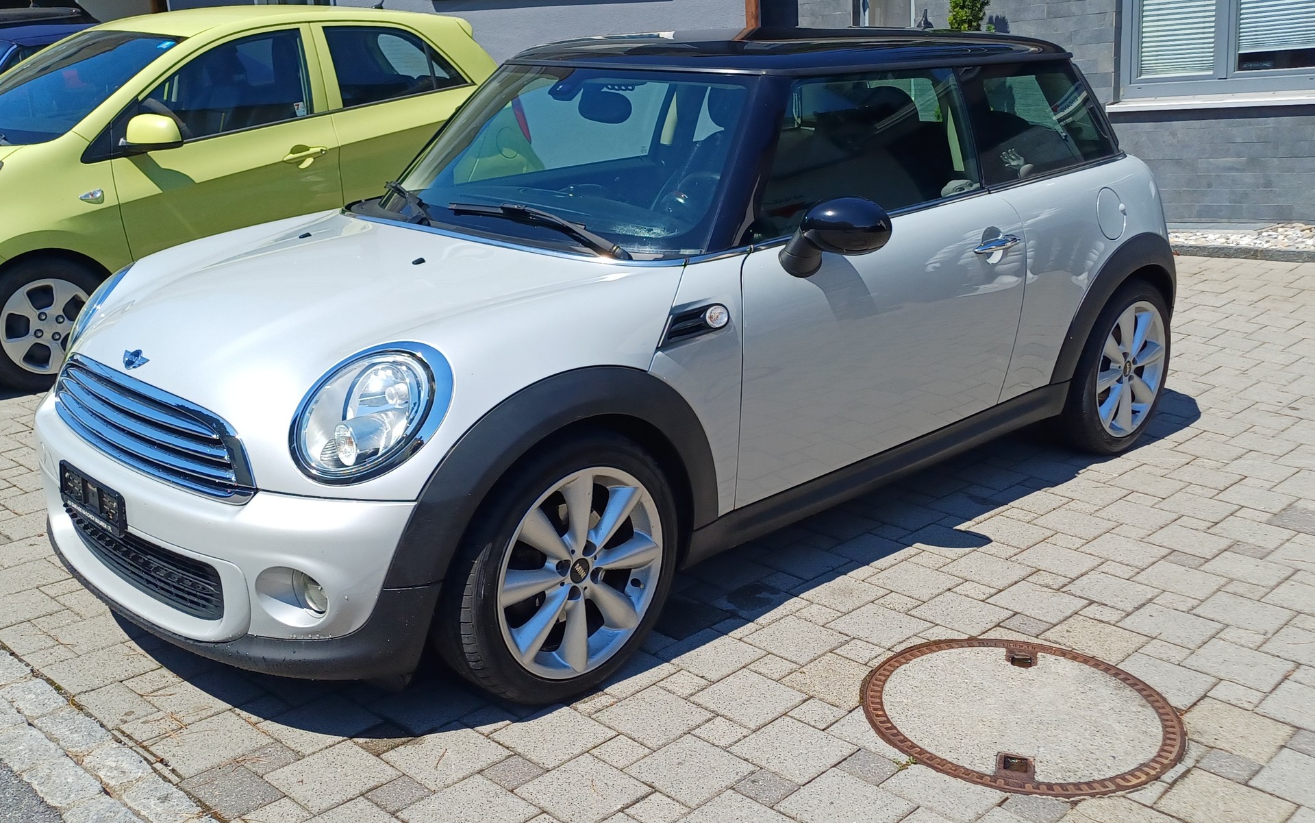 MINI Cooper-image-4