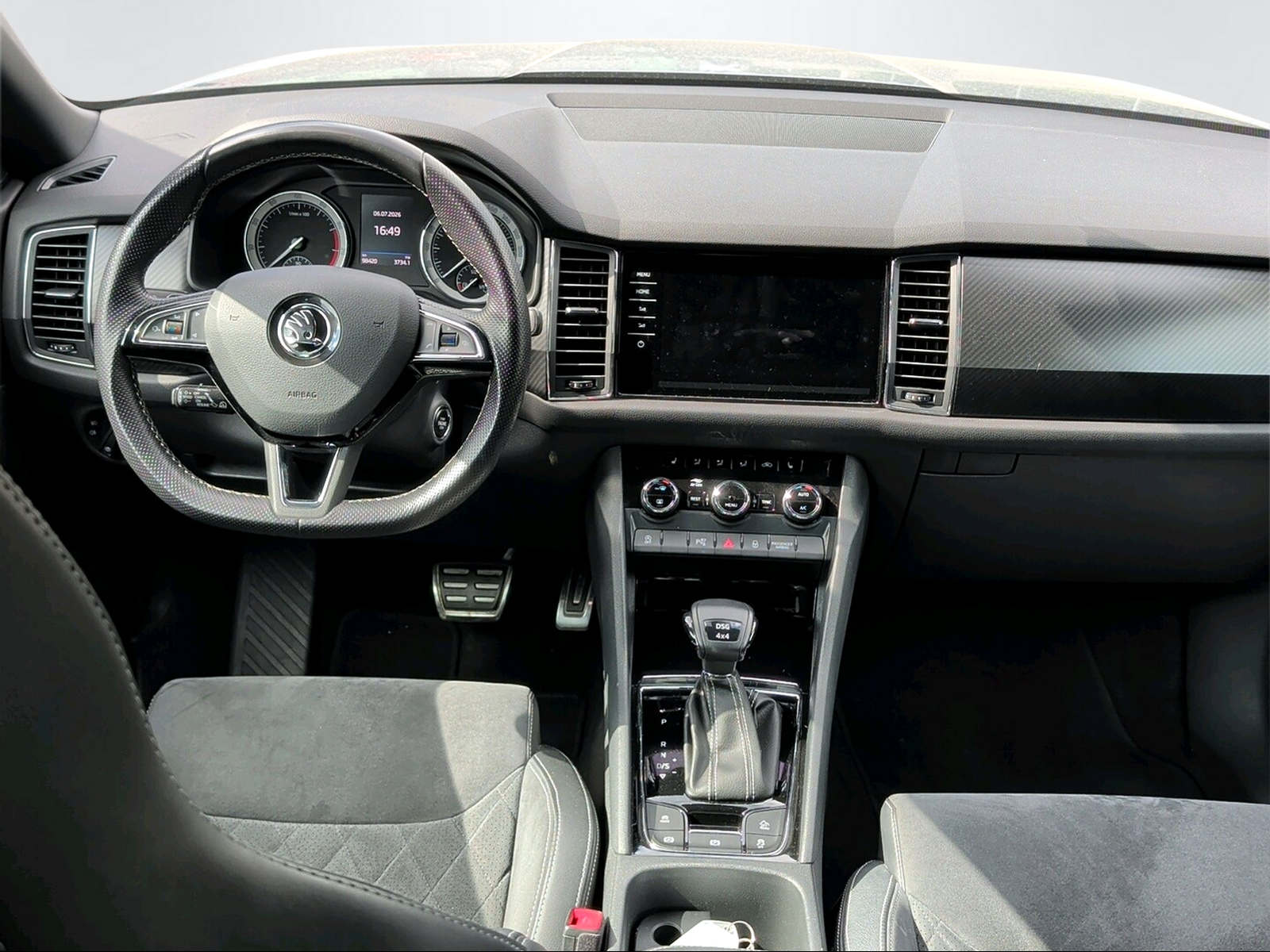 SKODA Kodiaq 2.0 TSI Sportline DSG-image-9
