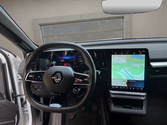 RENAULT Mégane E-Tech techno-image-5