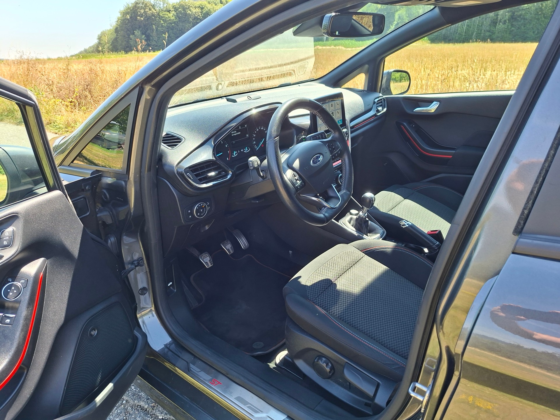 FORD Fiesta 1.0 SCTi ST Line-image-8