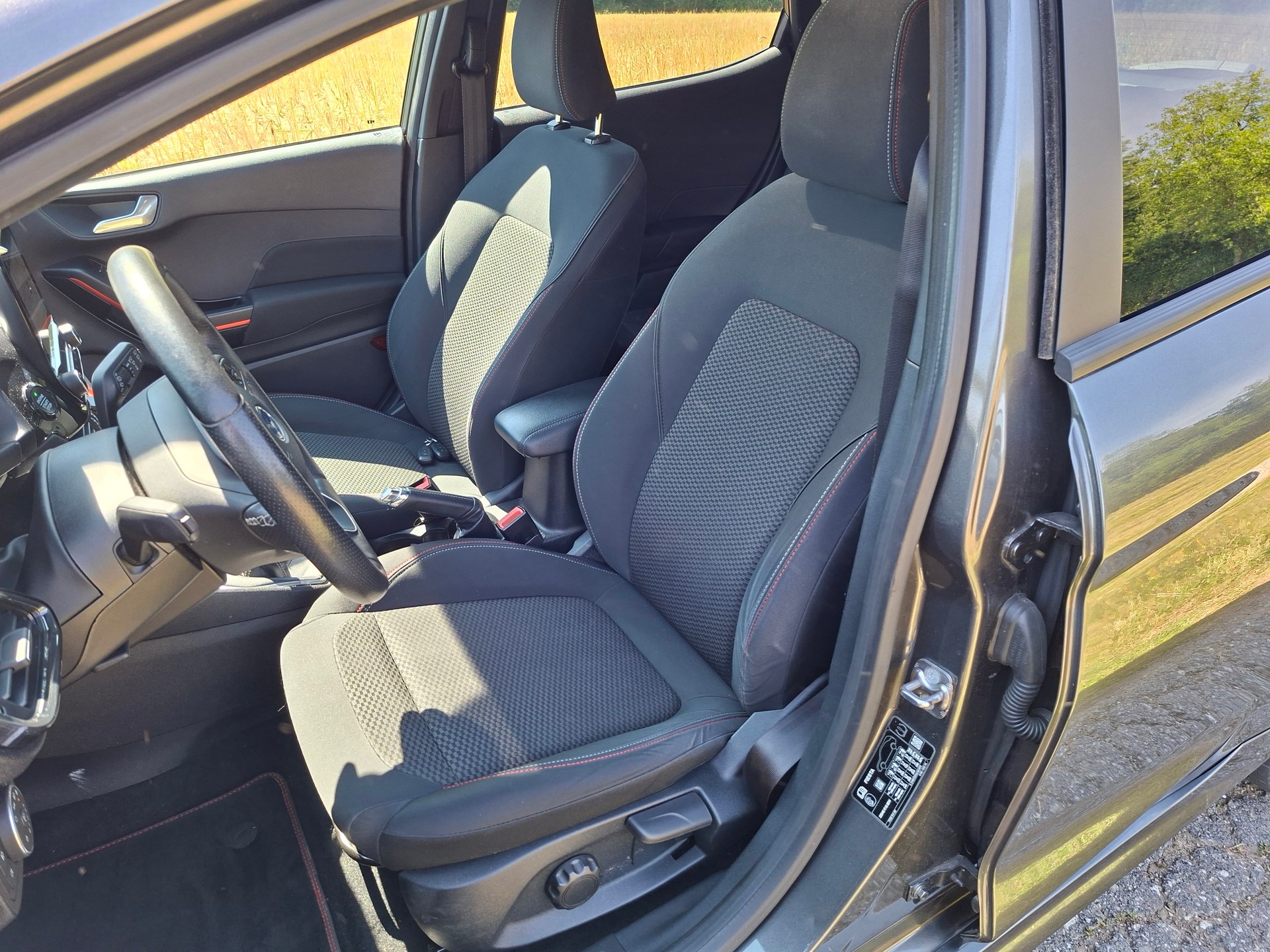 FORD Fiesta 1.0 SCTi ST Line-image-9