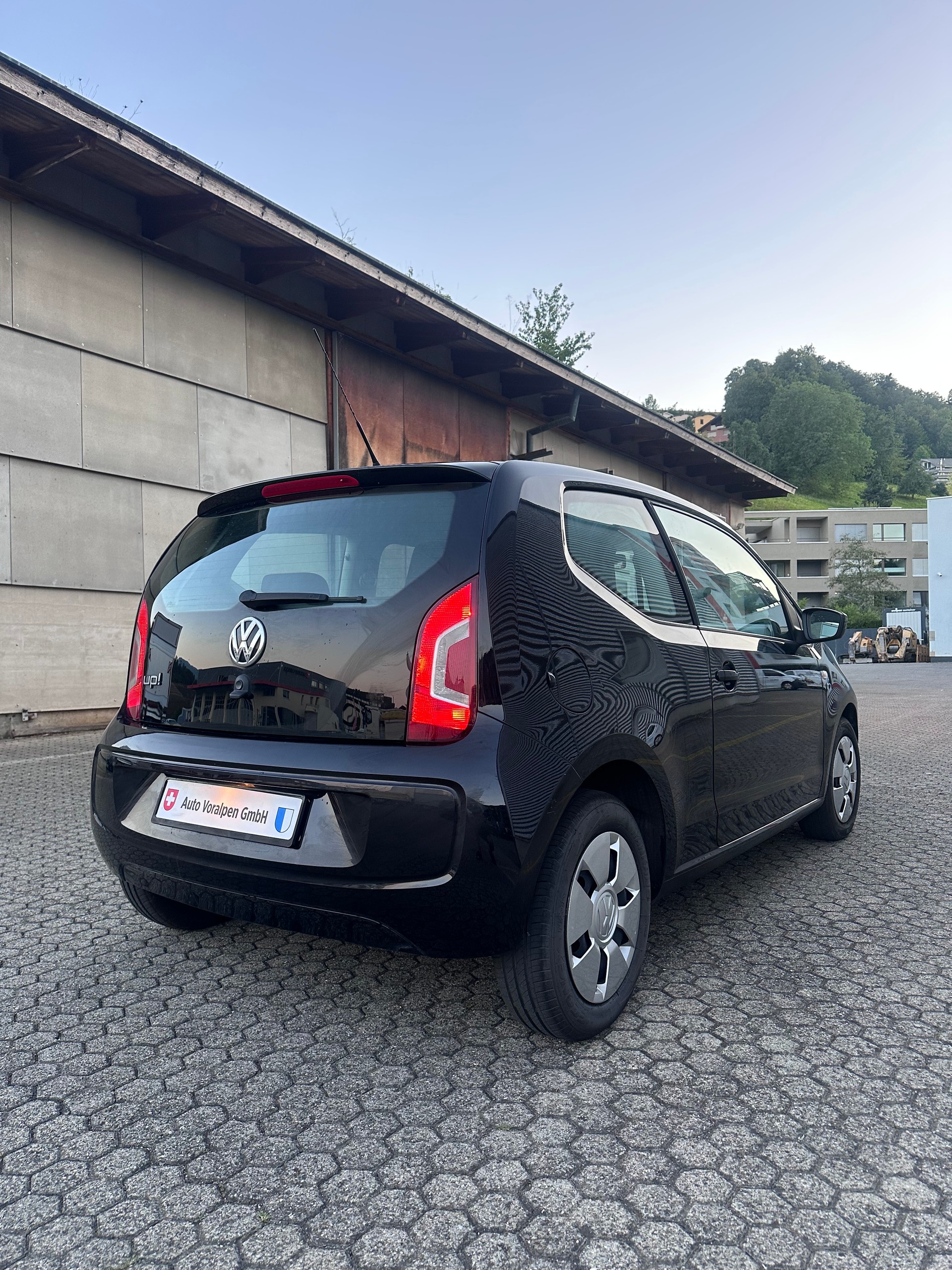 VW Up 1.0 move up, Navigation, Bluetooth, 8 Fach Komplett Räder, Frisch ab MFK 14.4.2026-image-6