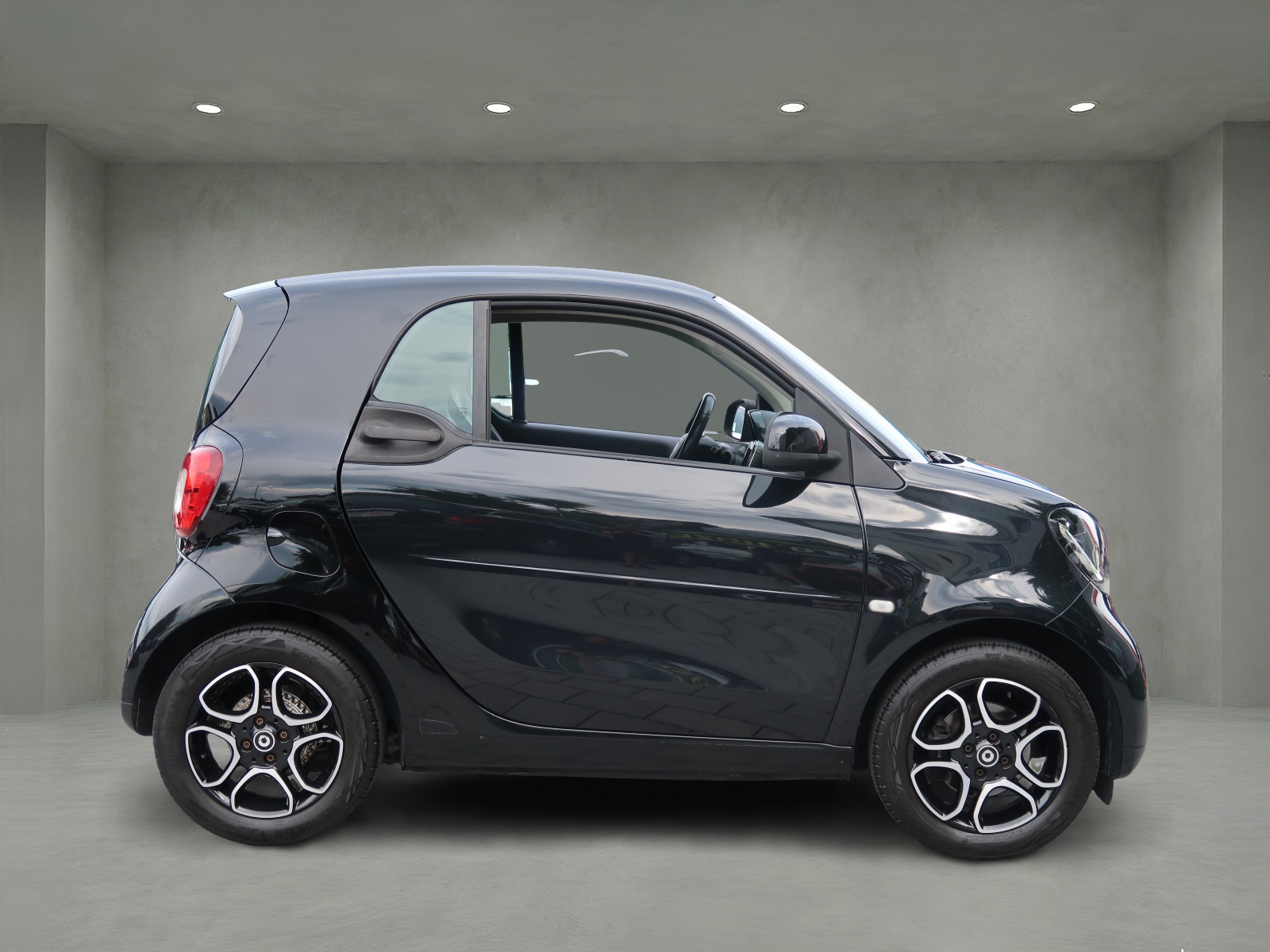 SMART fortwo prime twinmatic-showroom-element-3