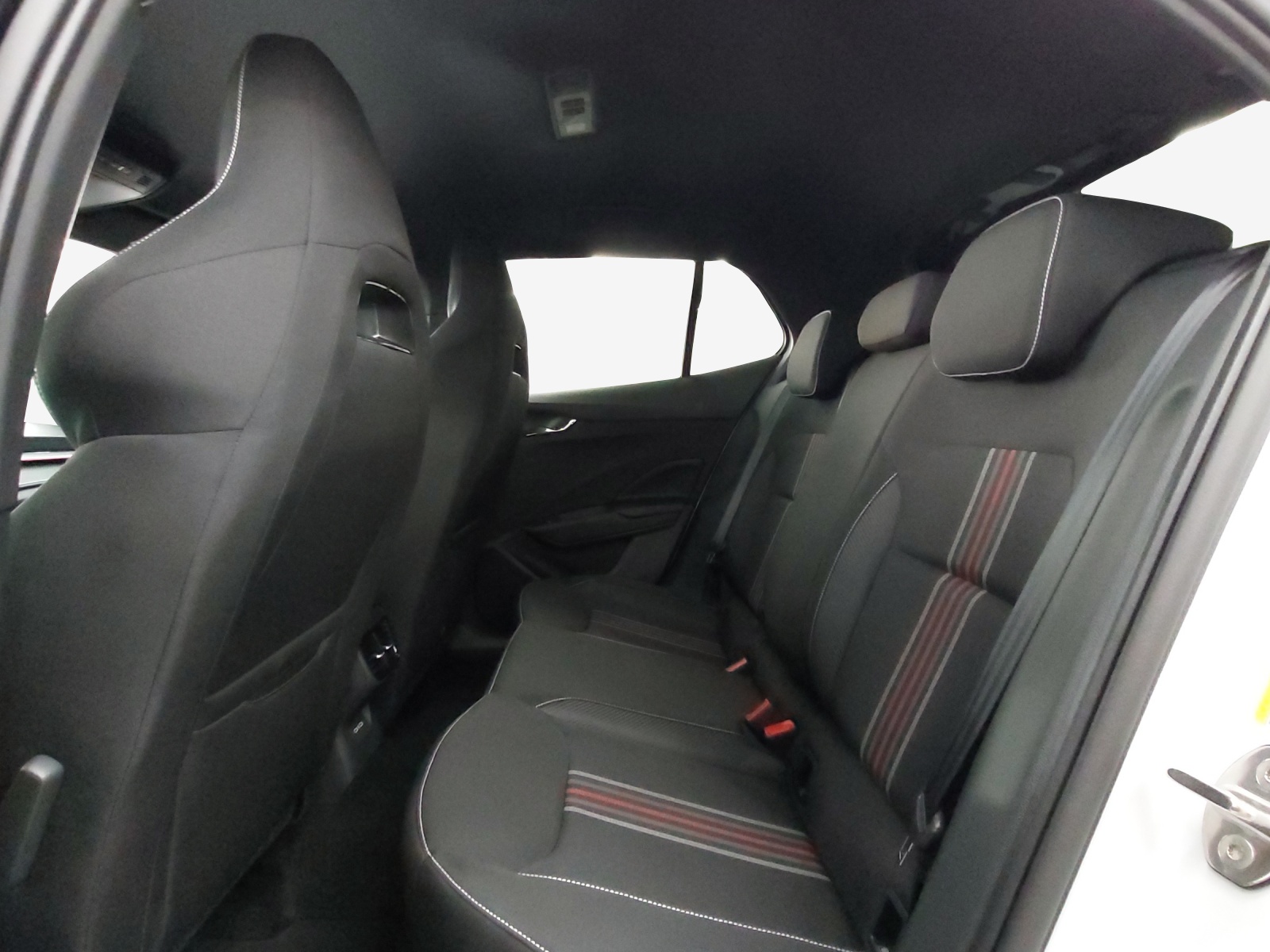 SKODA Skoda Fabia 130 1.5 TSI 177 PS 7DSG-image-12