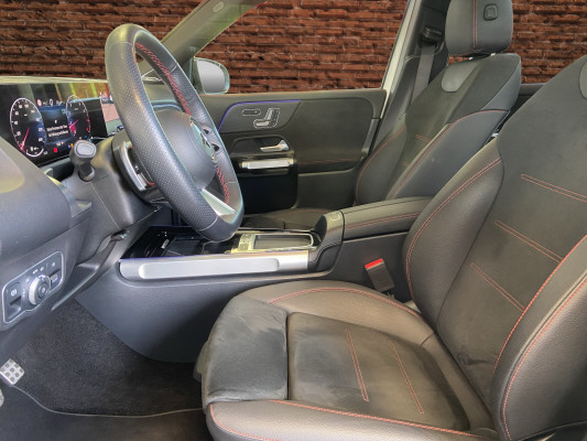 MERCEDES-BENZ GLB 250 4Matic 8G-Tronic-image-11