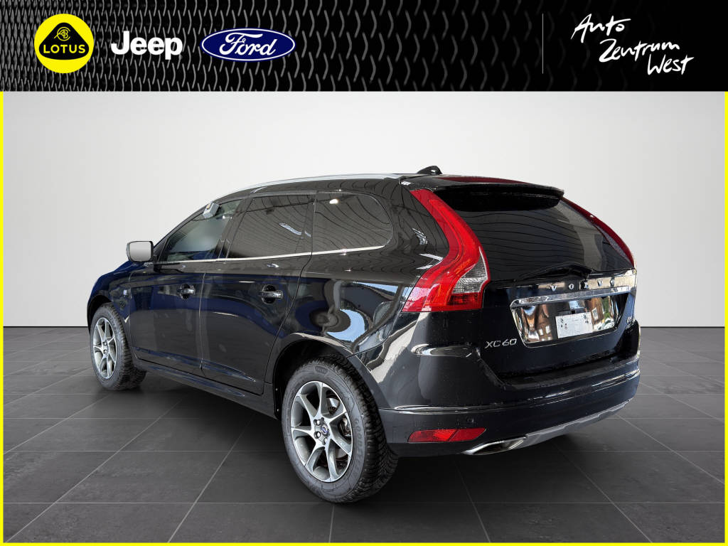 VOLVO XC60 2.4 D5 Ocean Race AWD S/S-showroom-element-2