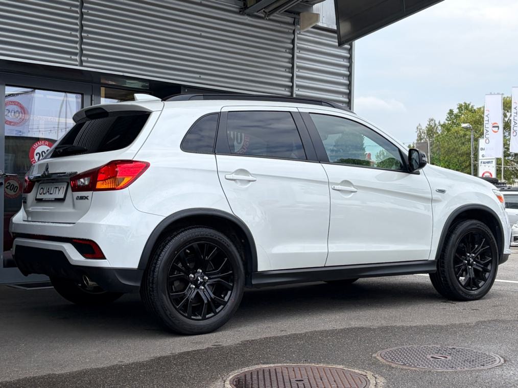 MITSUBISHI ASX 1.6 Edition+ Black Line-showroom-element-2