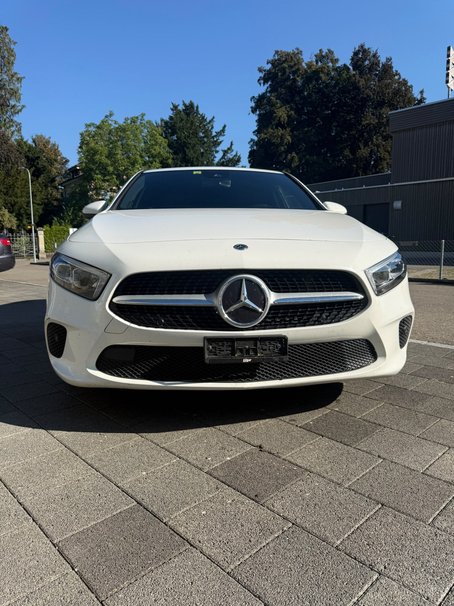 MERCEDES-BENZ A 180 d Style 7G-DCT-showroom-element-2