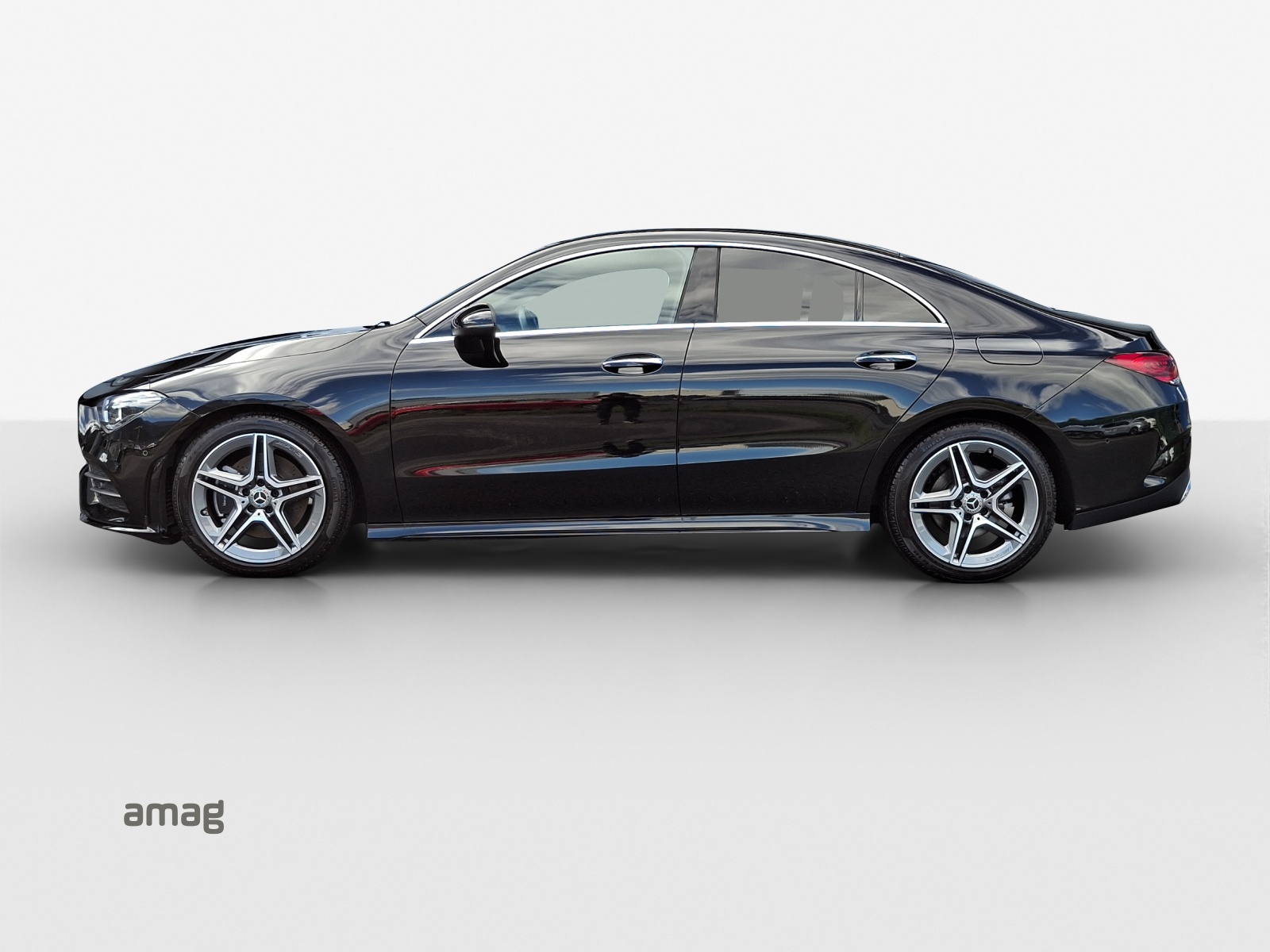 MERCEDES-BENZ CLA 220 AMG Line 7G-DCT 4Matic-showroom-element-1