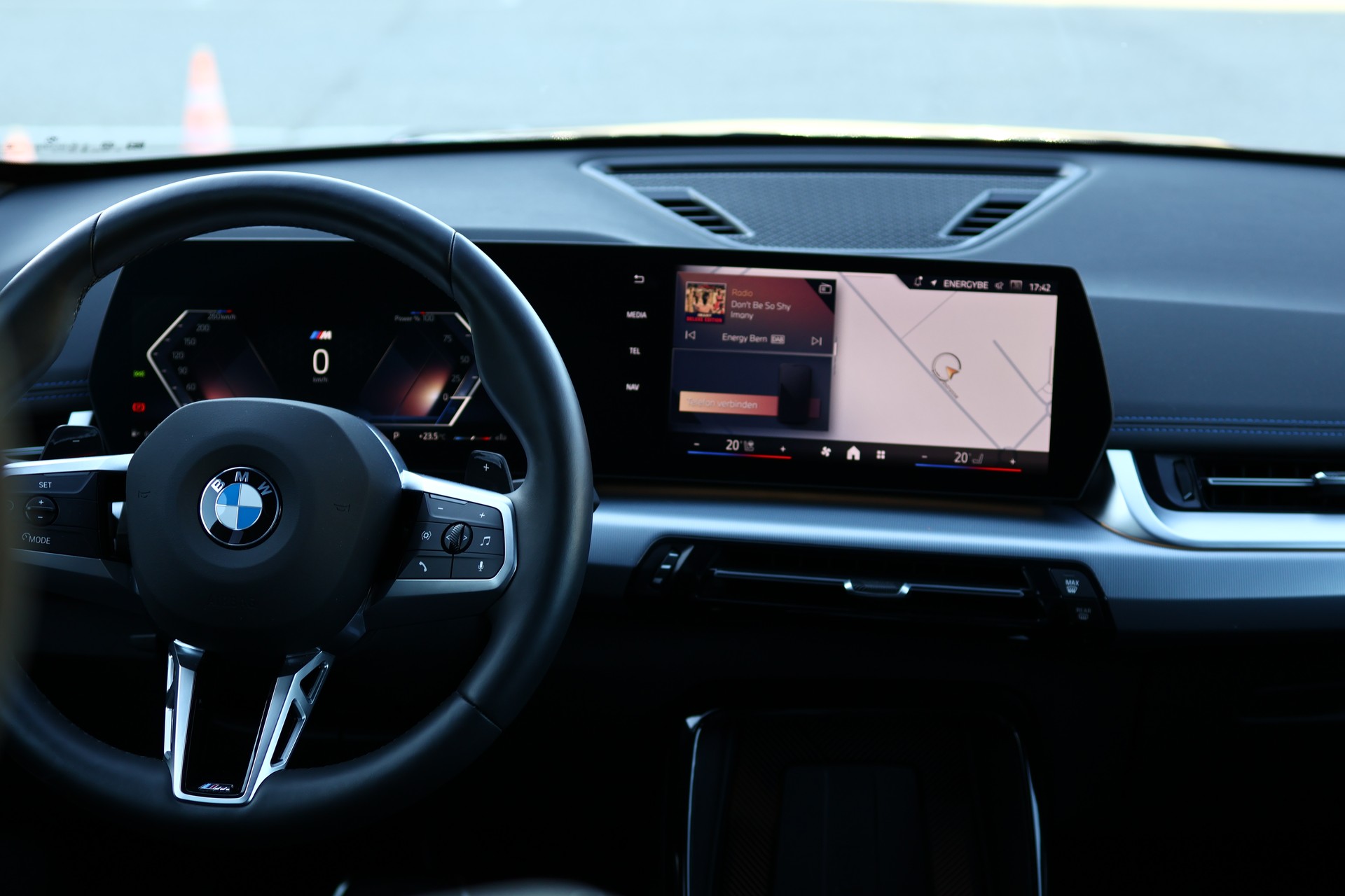 BMW X1 xDrive 20d 48V M Sport-image-16