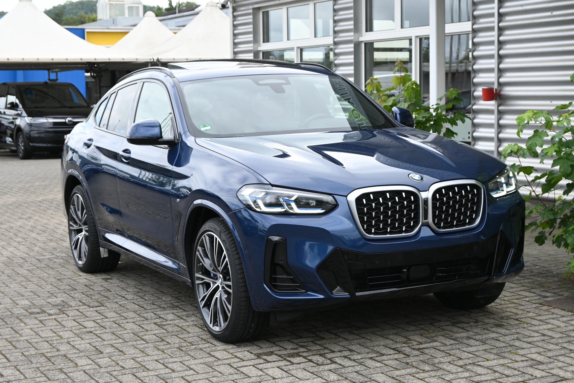 BMW X4 xDrive 48V 30d M Sport Individual Steptronic 286PS + Voll-Ausstattung + AHK 2000kg