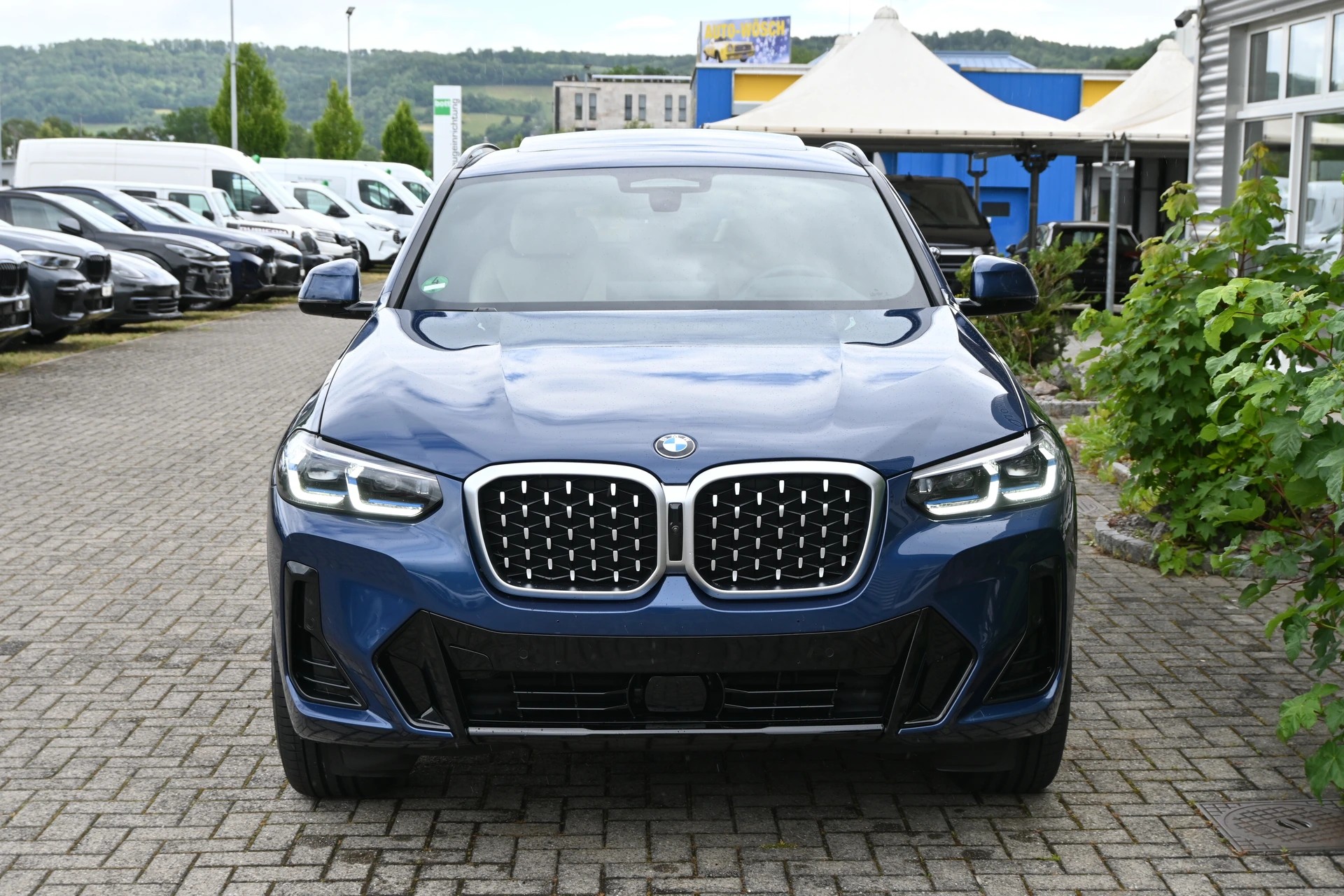 BMW X4 xDrive 48V 30d M Sport Individual Steptronic 286PS + Voll-Ausstattung + AHK 2000kg-showroom-element-2