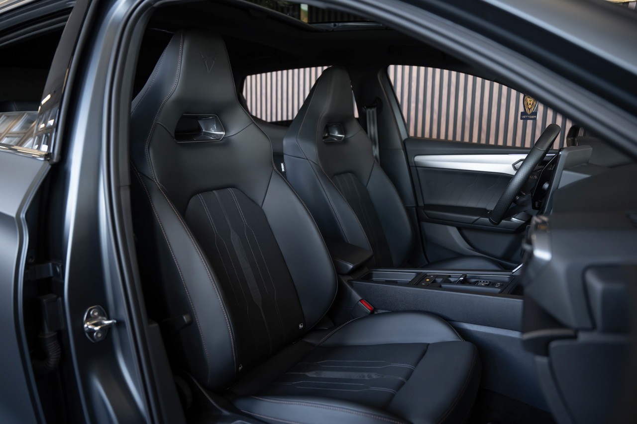 CUPRA LEON VZ 2.0 TSI DSG-image-17