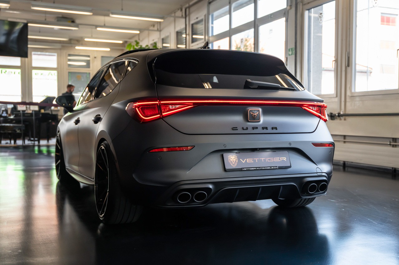 CUPRA LEON VZ 2.0 TSI DSG-showroom-element-3