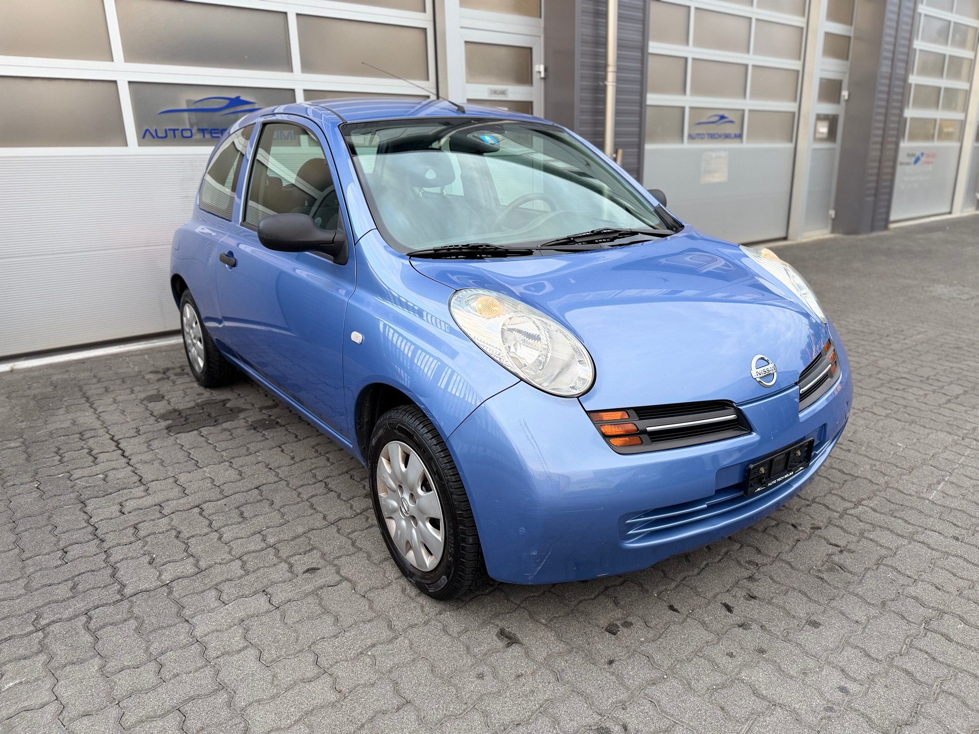 NISSAN MICRA-showroom-element-3