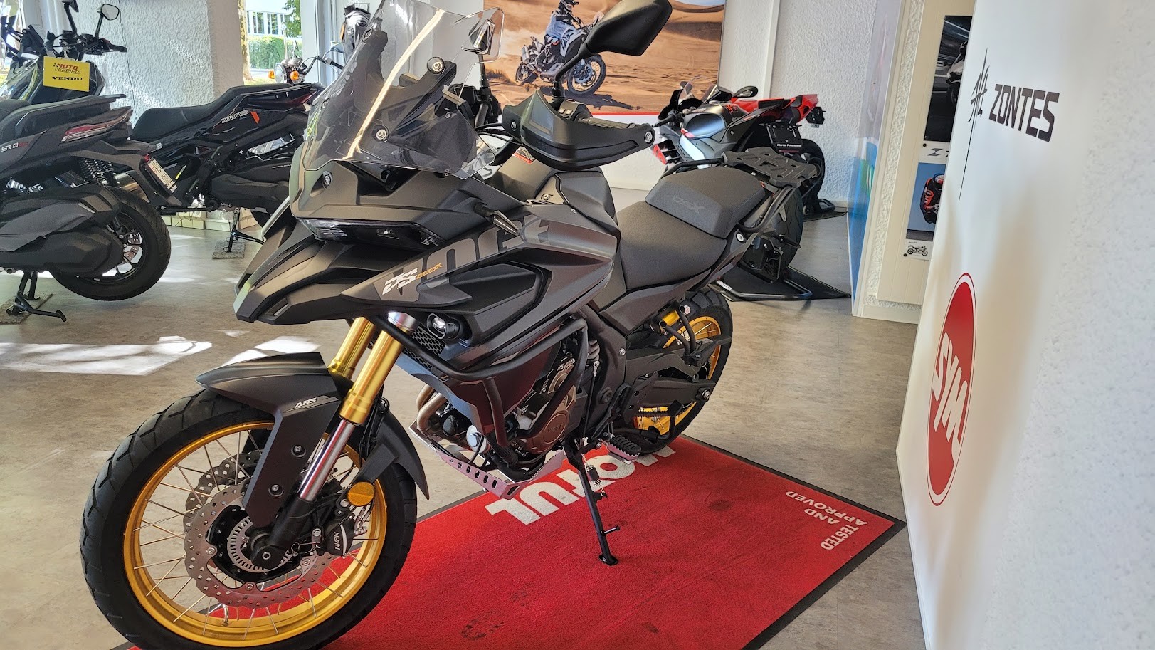 VOGE 625 DSX-image-1