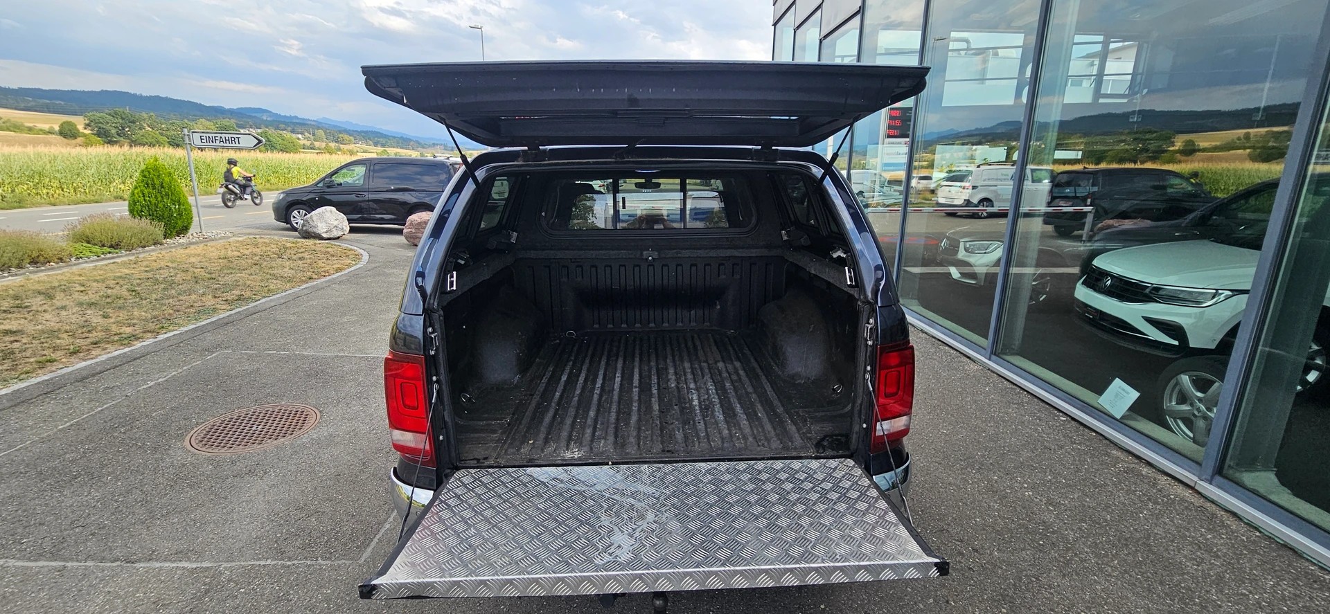 VW Amarok 3.0TDI Highline 4Motion Automatic-image-6