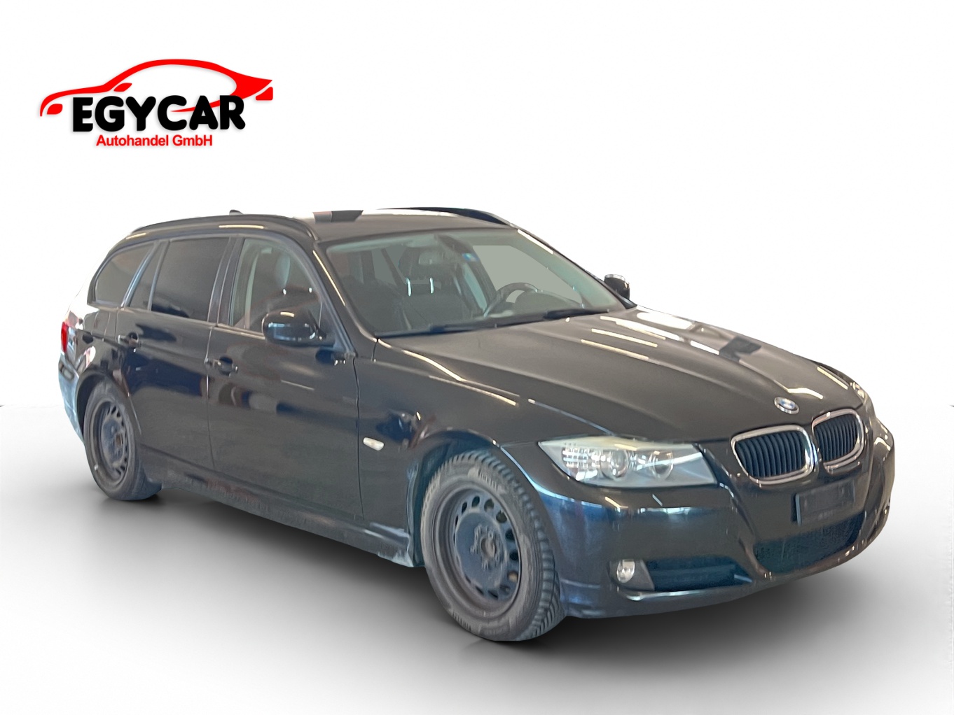 BMW 320i Touring-showroom-element-1