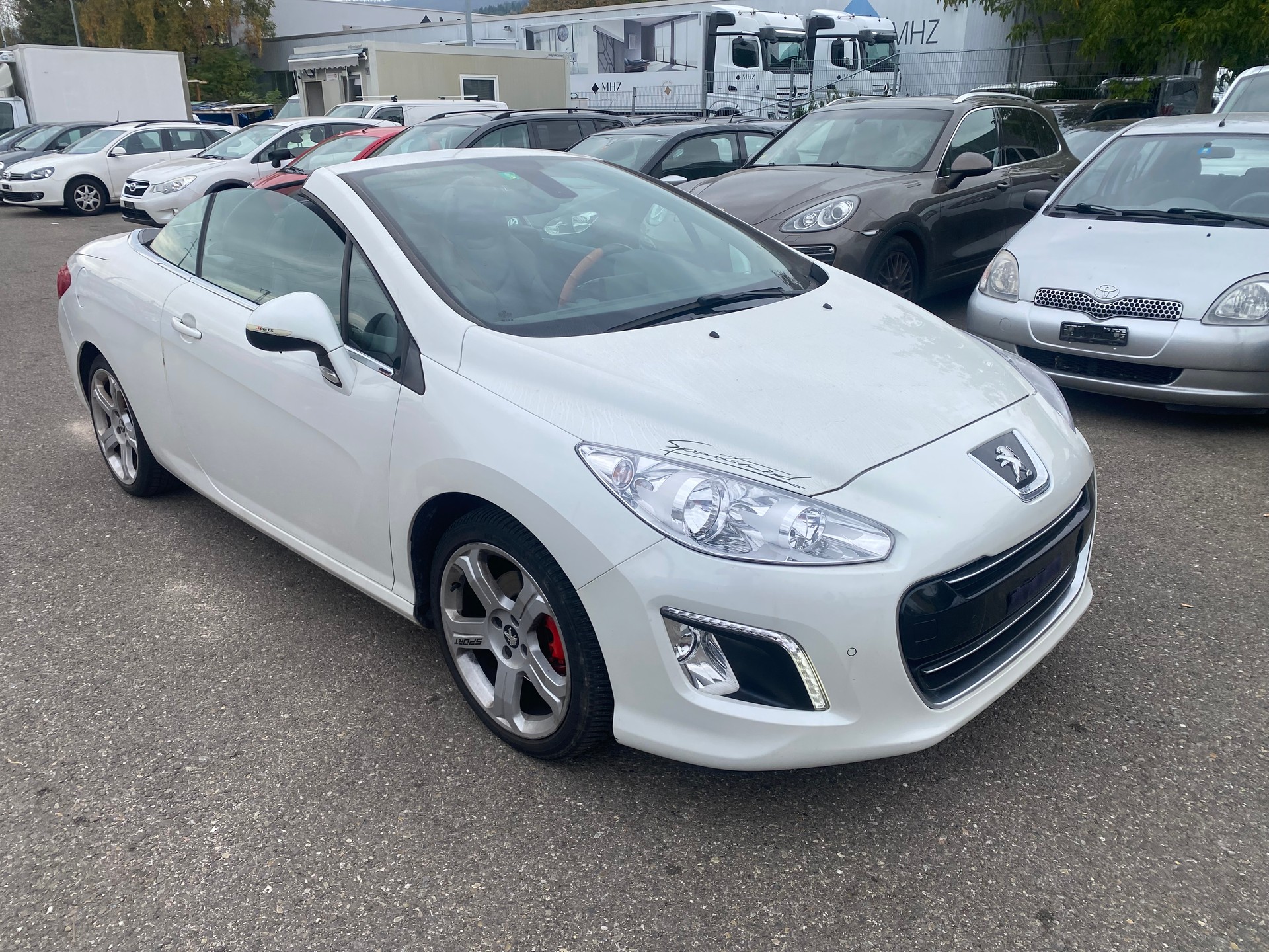 PEUGEOT 308 CC 1.6 16V Turbo Allure Automatic-image-2
