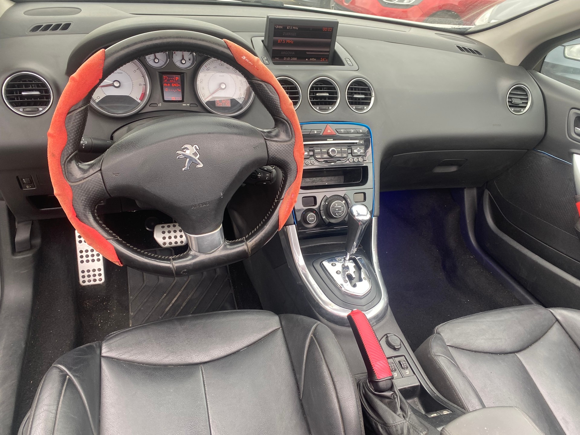 PEUGEOT 308 CC 1.6 16V Turbo Allure Automatic-image-8