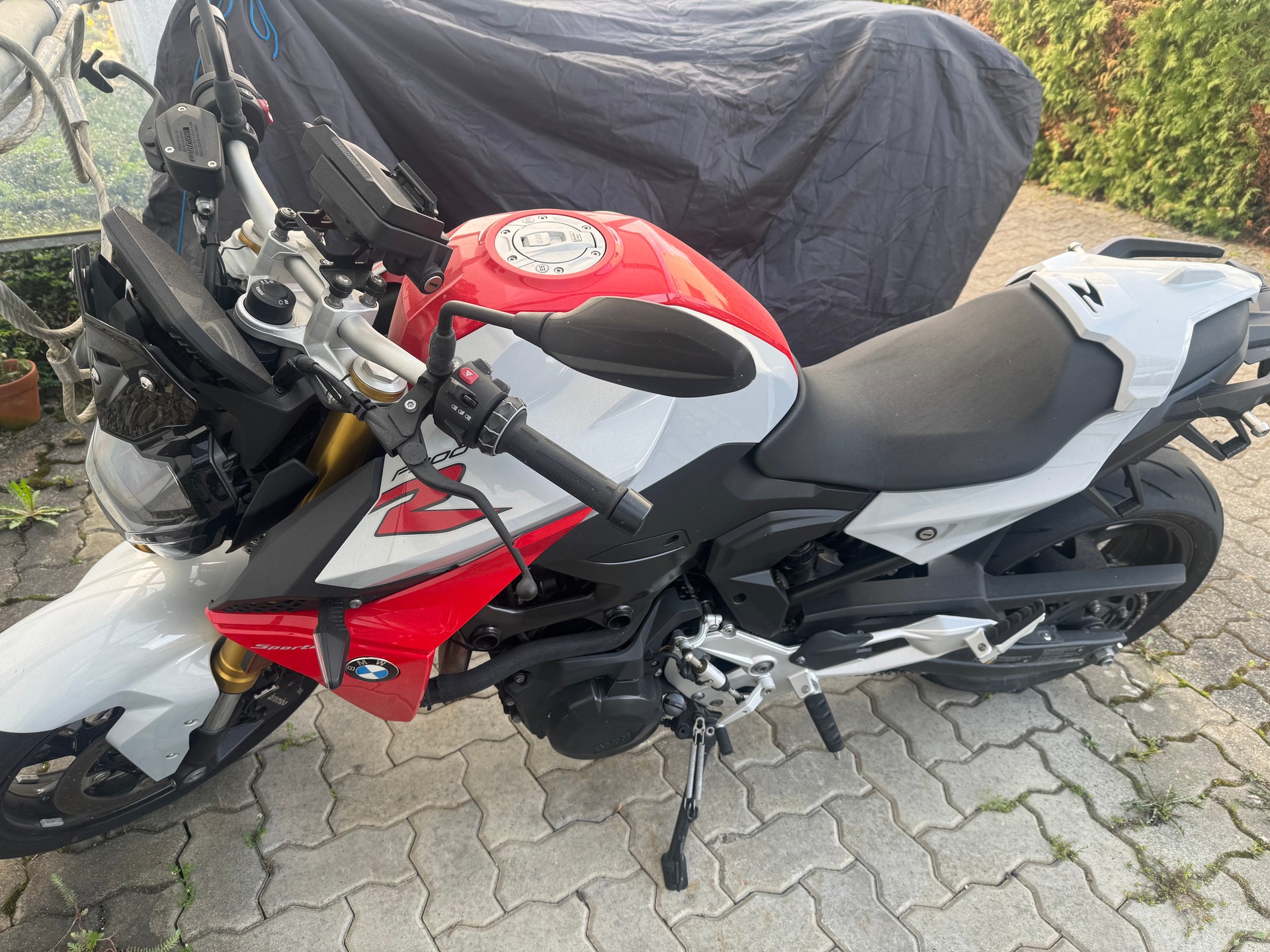 BMW F 900 R ABS-image-0