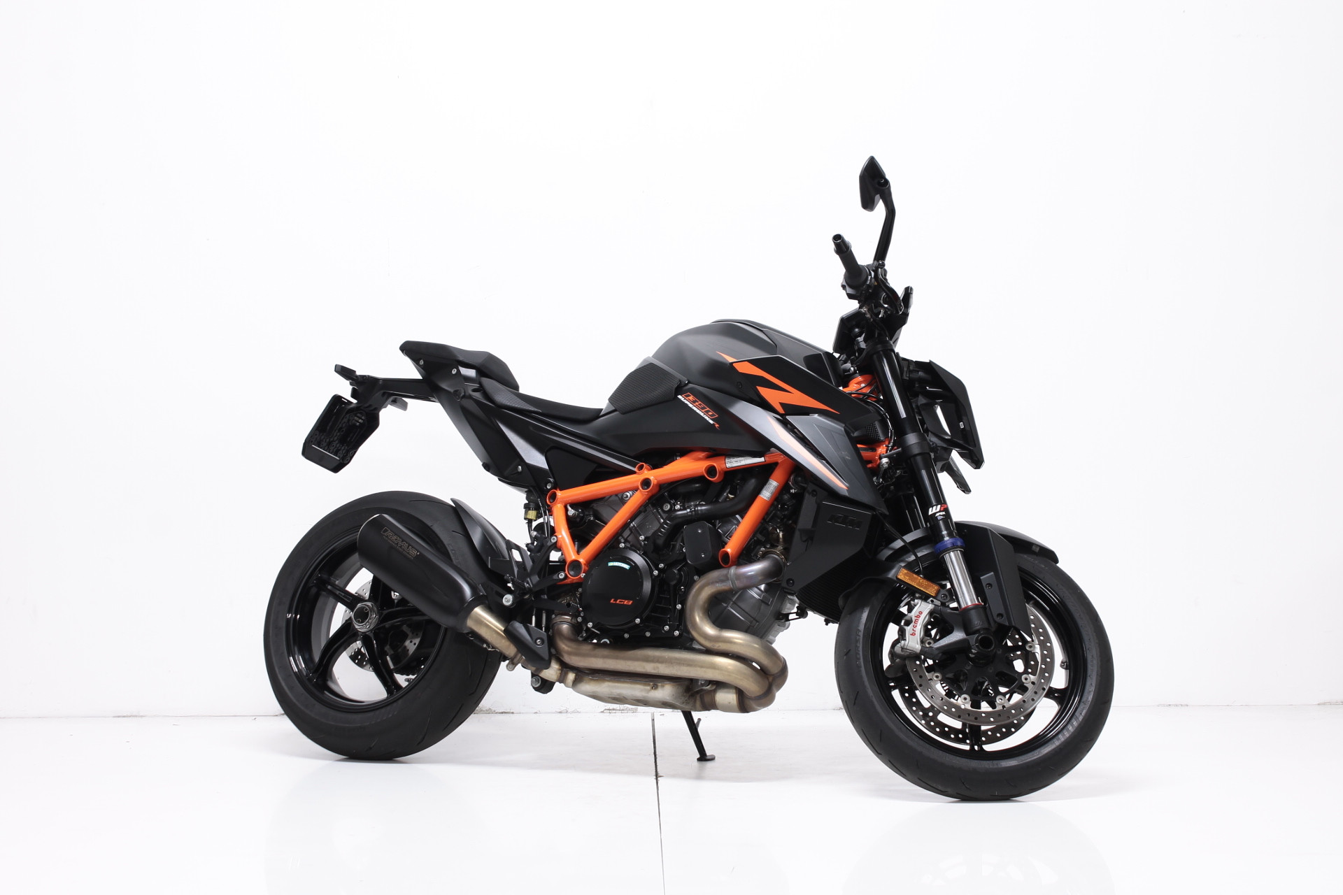 KTM 1390 Super Duke R Evo-image-0