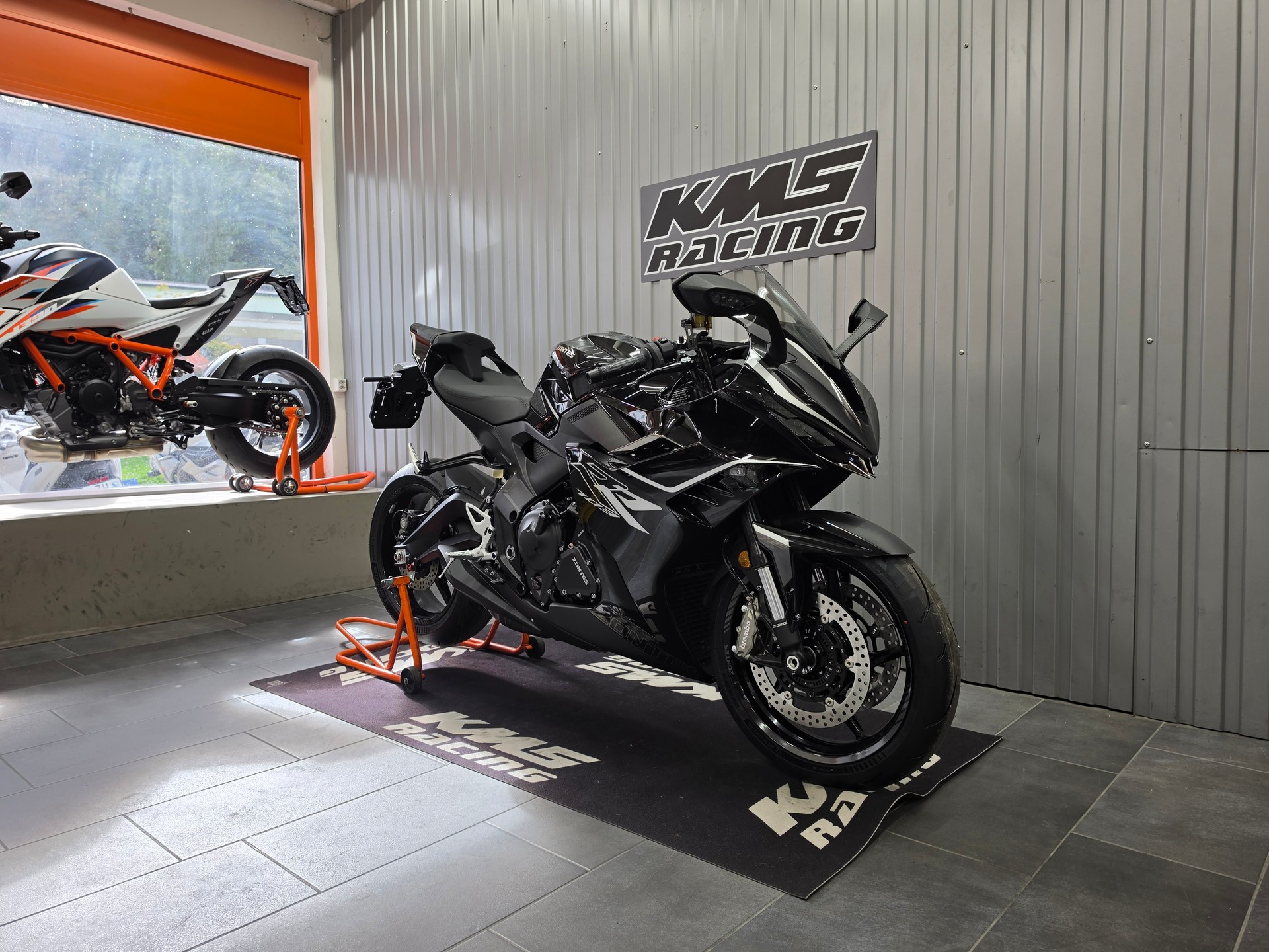 ZONTES 703 RR-showroom-element-1