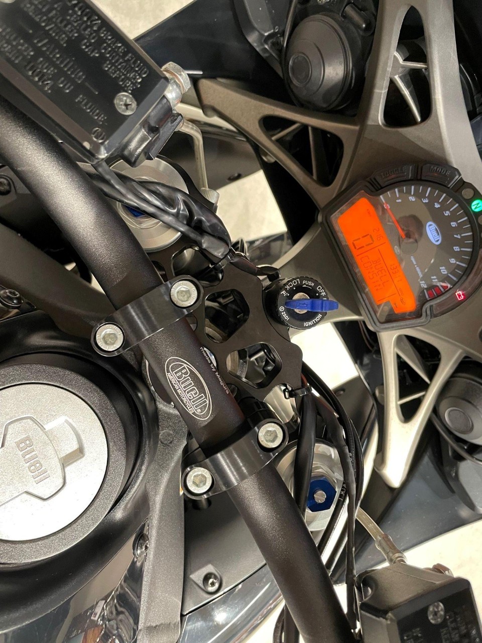 BUELL 1125 R Superbike Lenker-image-5